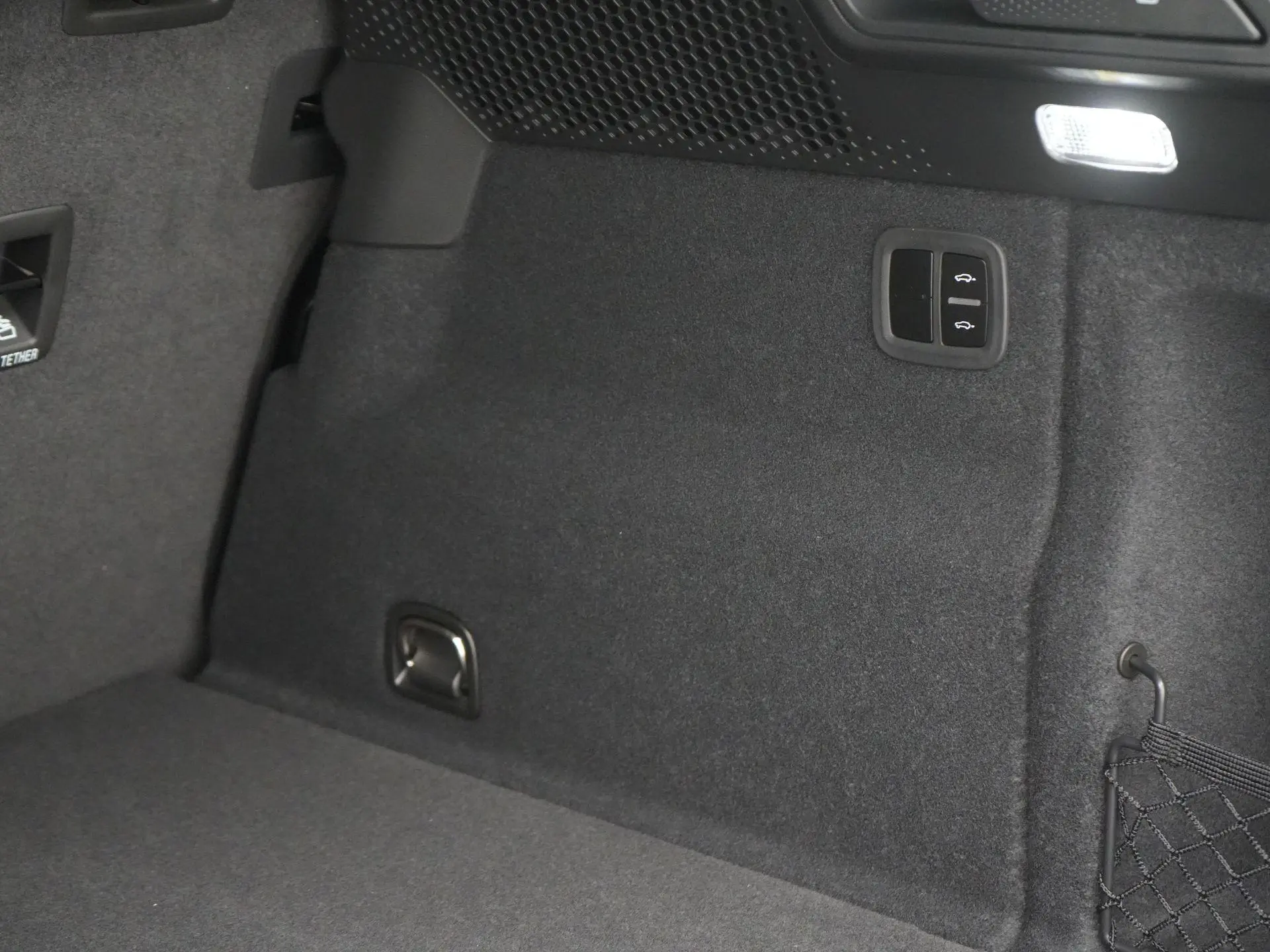 Macan 4 S
