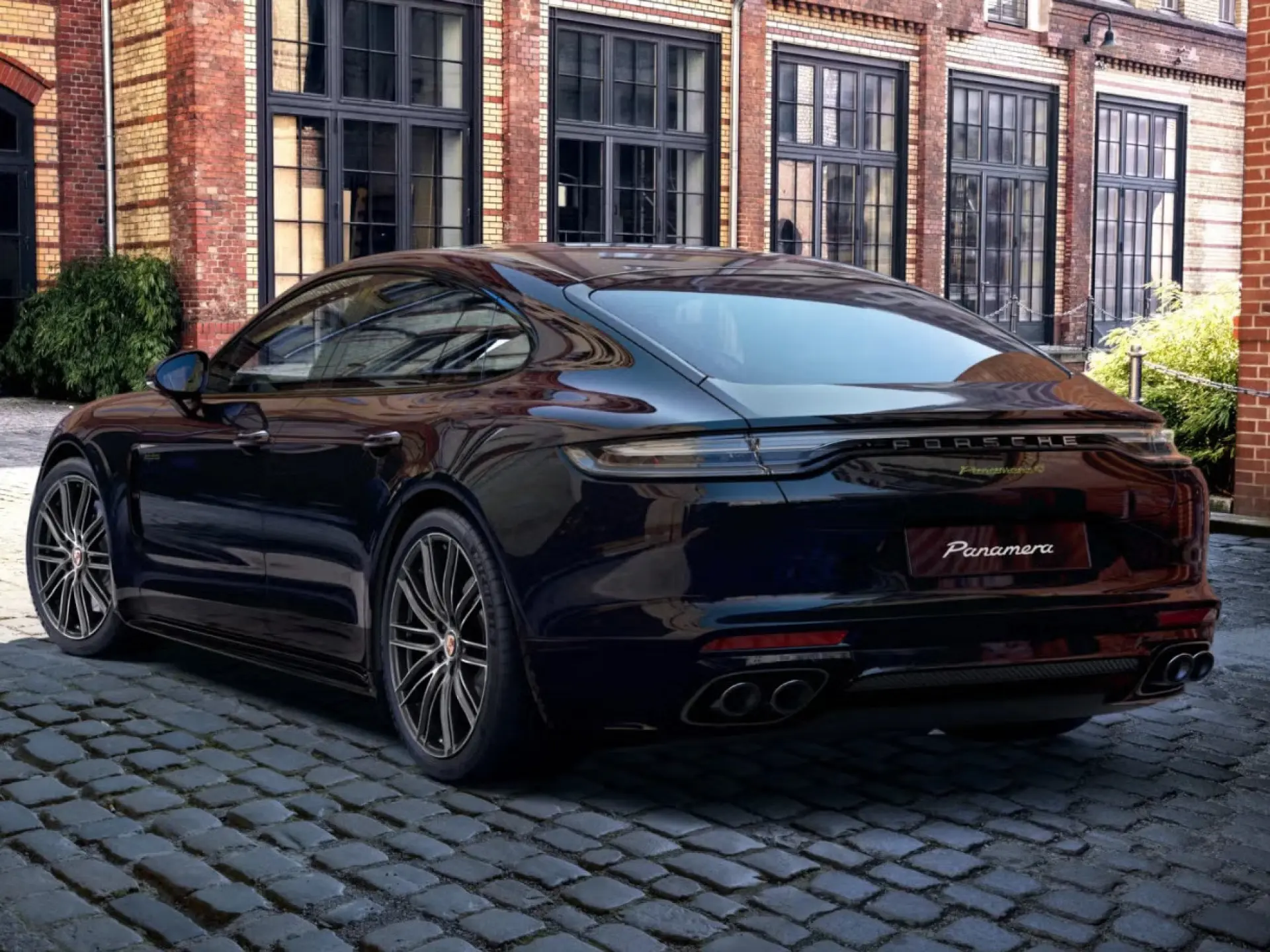 Panamera 4 E-Hybrid Platinum Edition