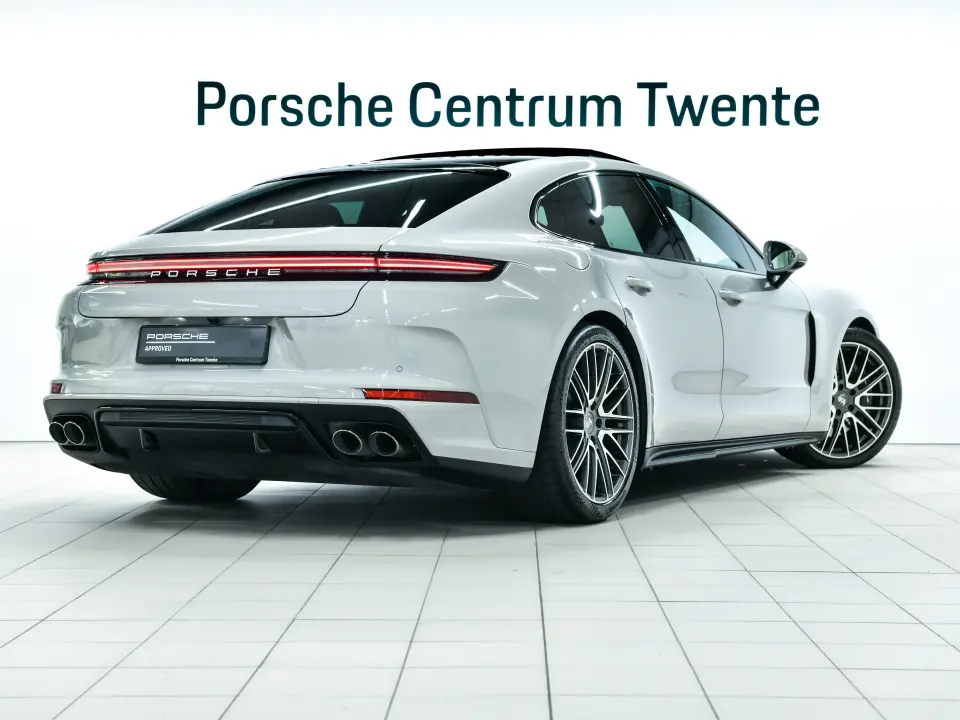 Porsche Panamera 4 E-Hybrid