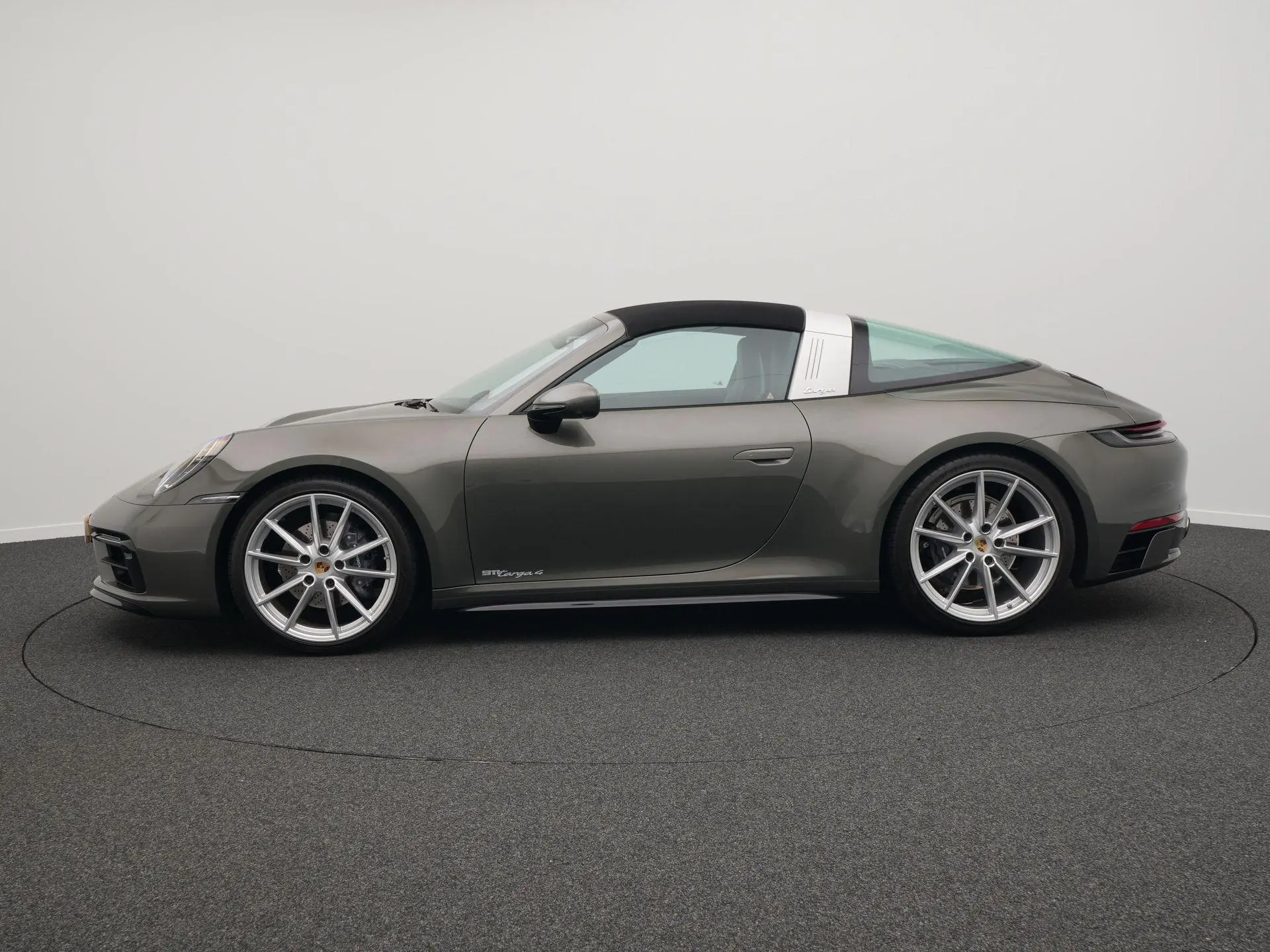911 Targa 4