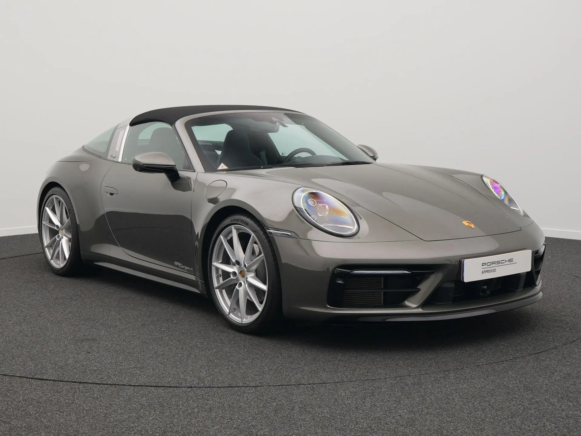 911 Targa 4
