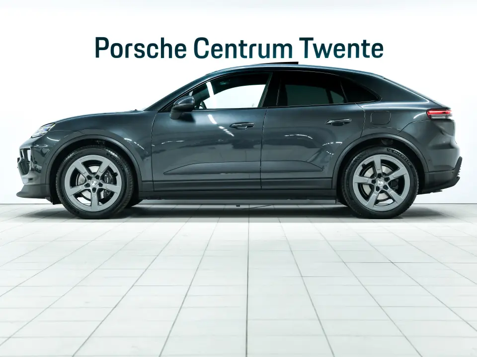 Macan 4