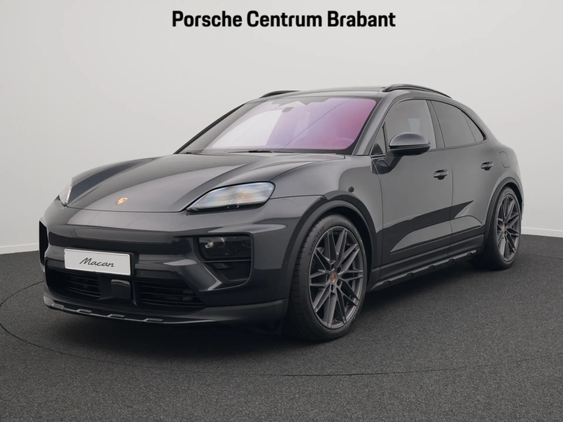 Macan 4