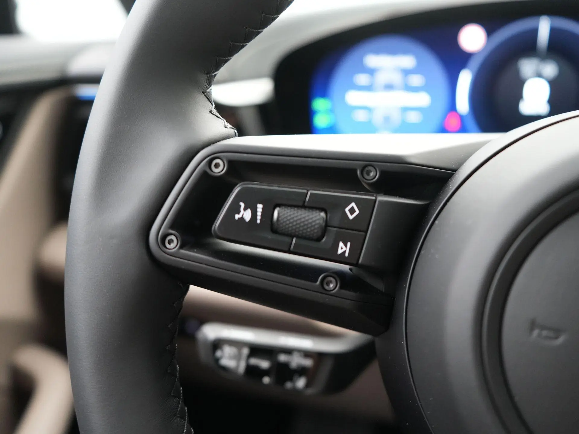 Macan 4