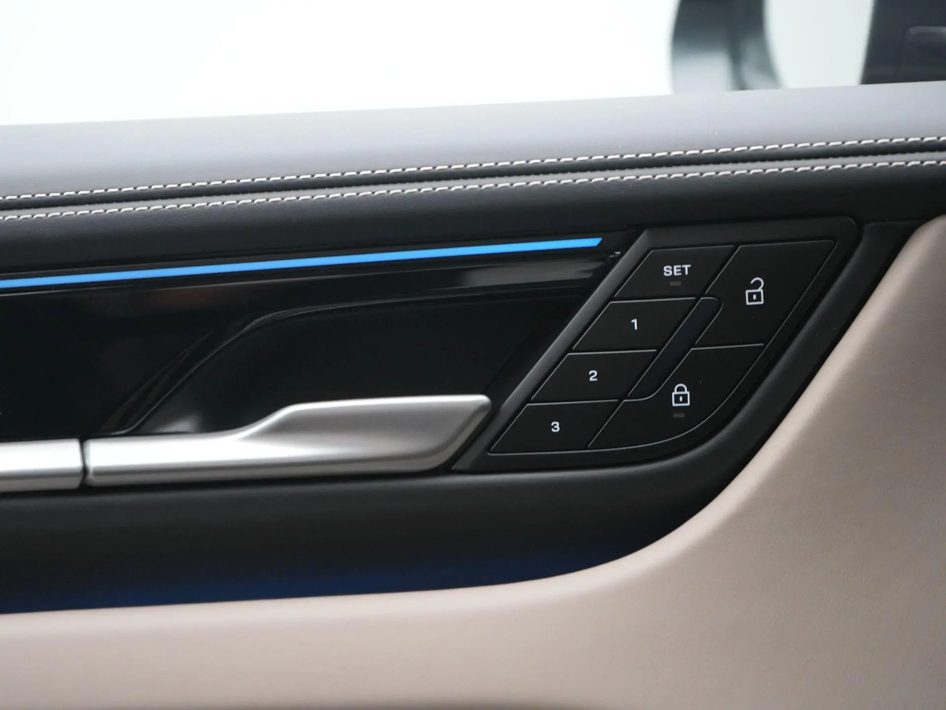 Macan 4