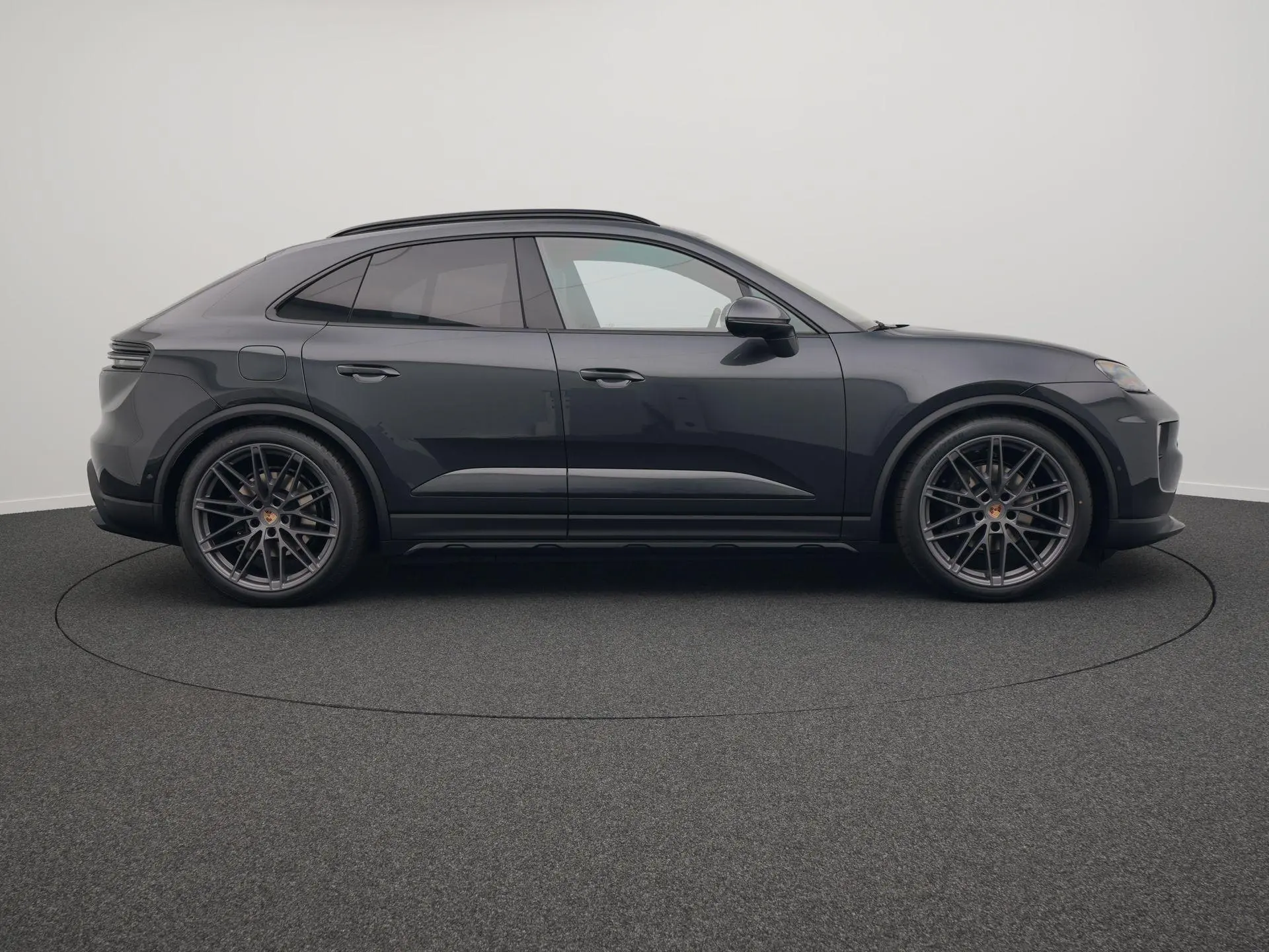 Macan 4