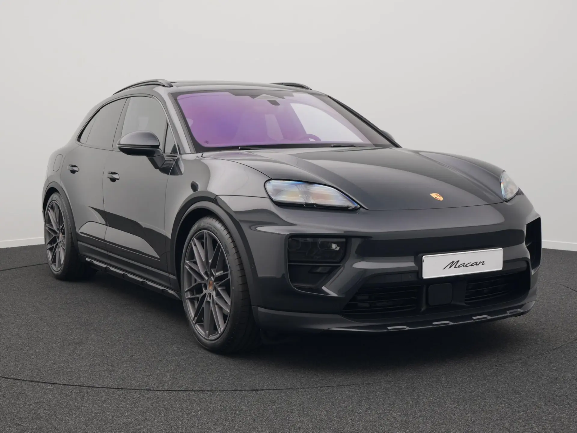 Macan 4