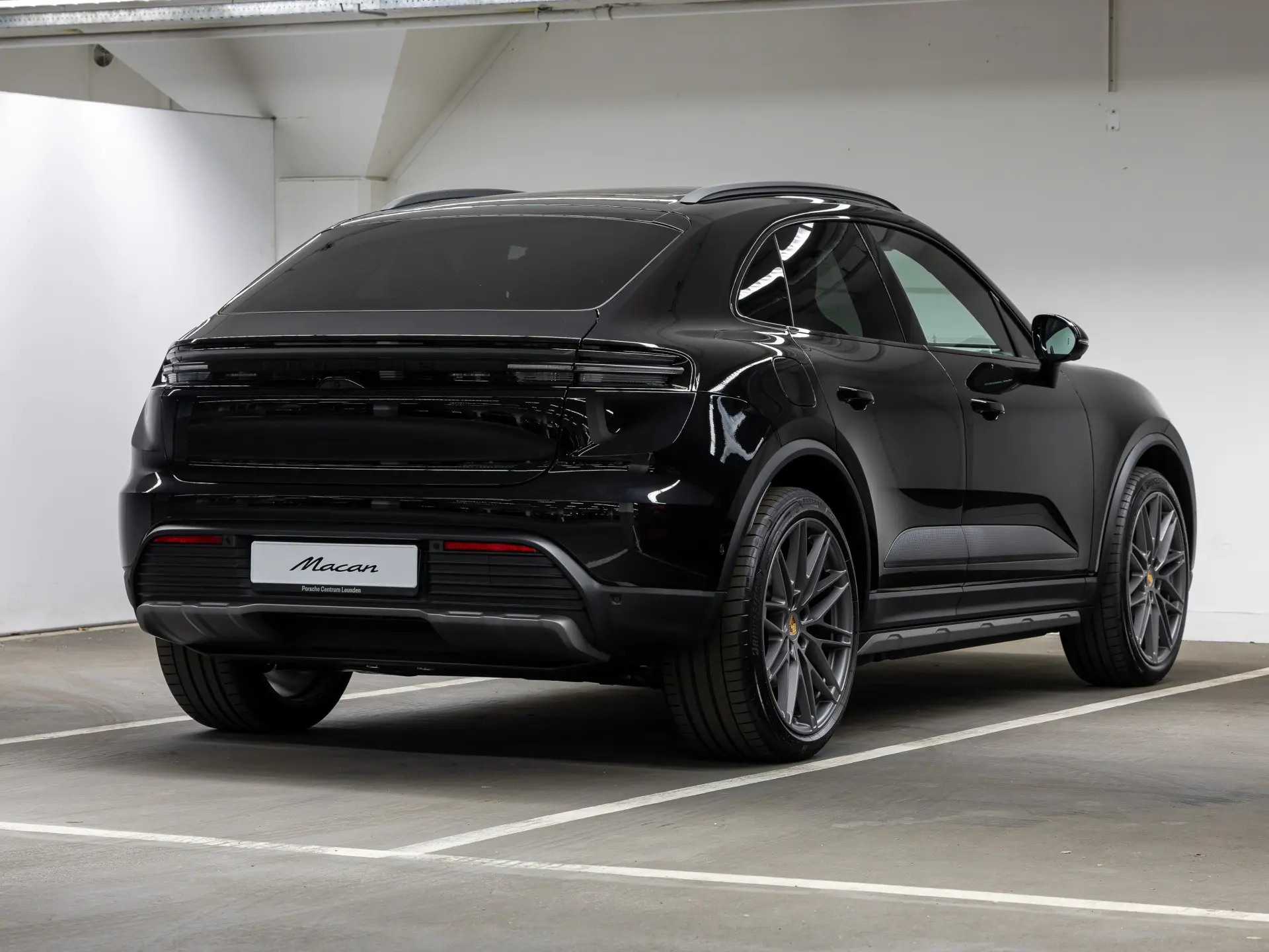 Macan 4