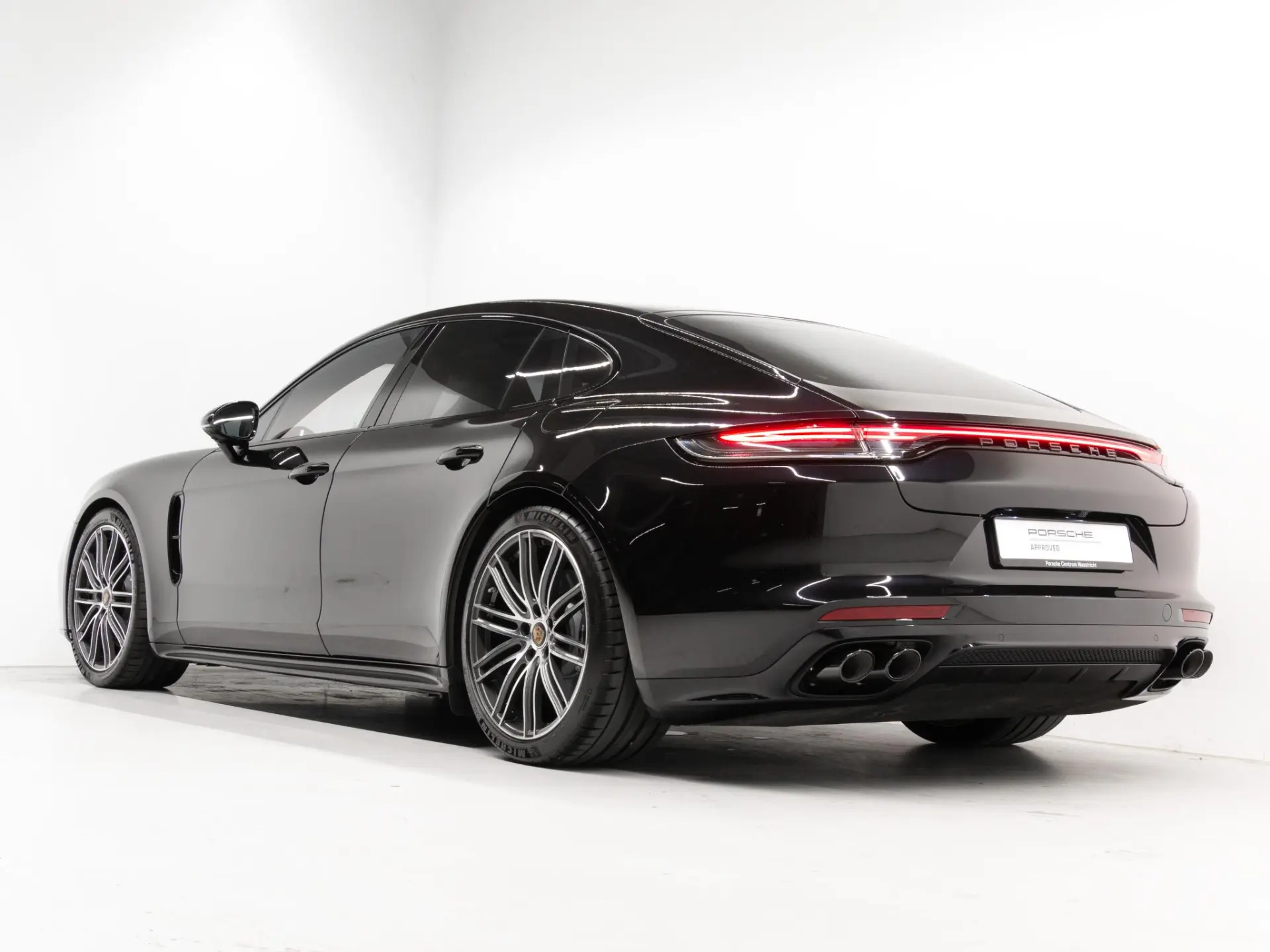 Panamera 4 E-Hybrid Platinum Edition