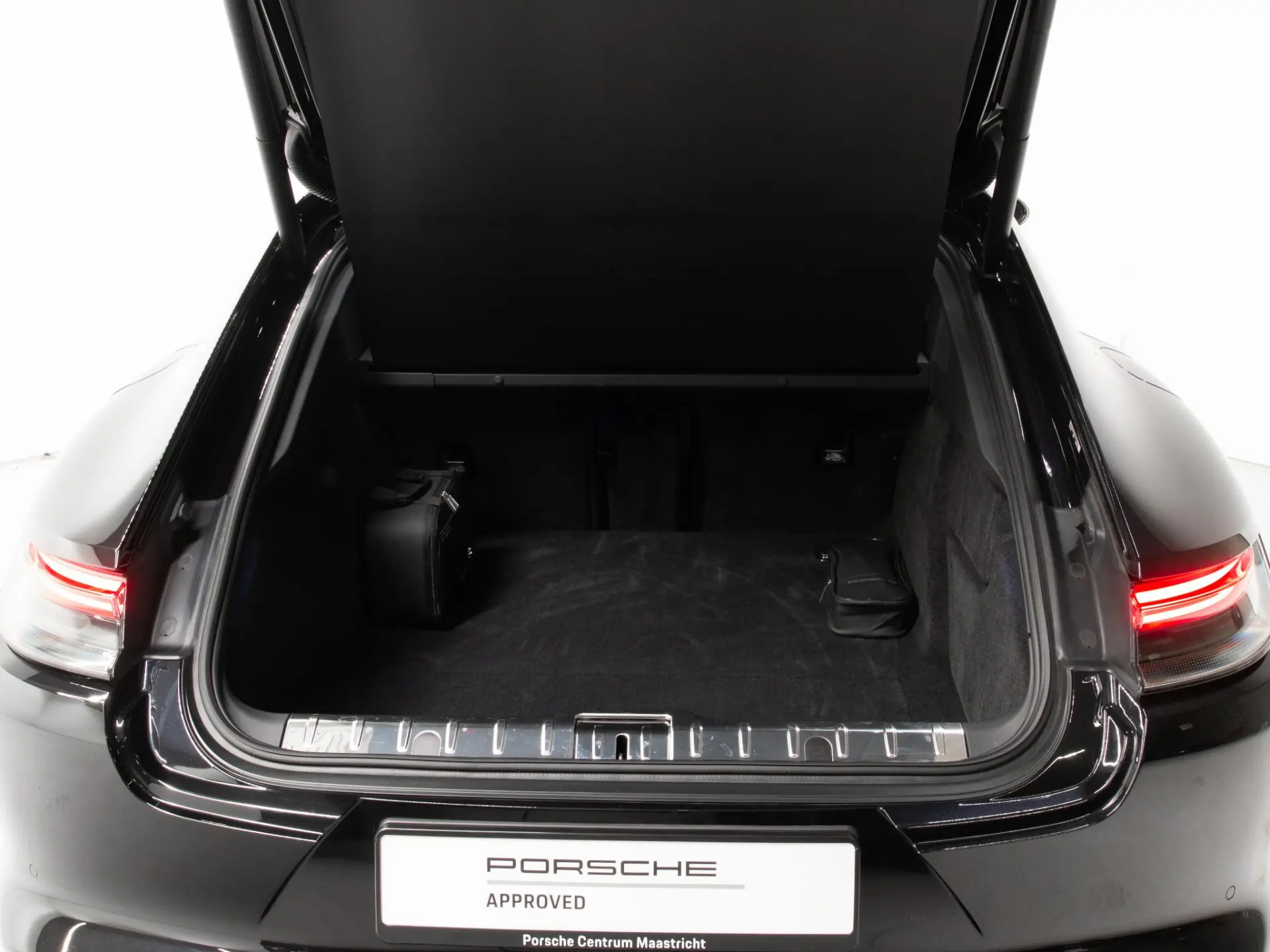 Panamera 4 E-Hybrid Platinum Edition