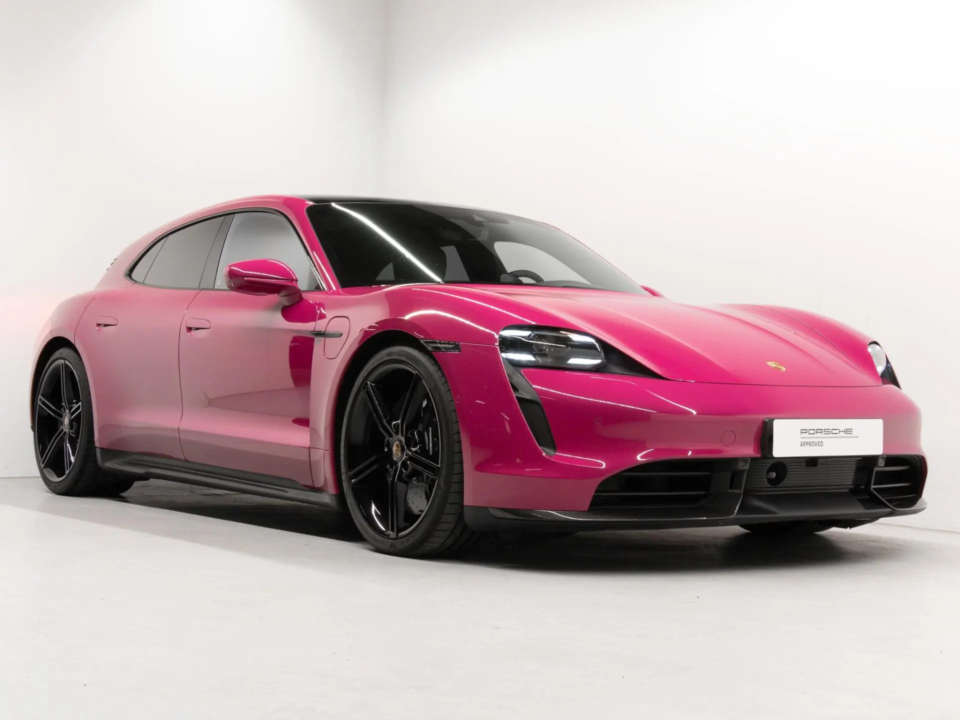 Taycan Turbo S Sport Turismo
