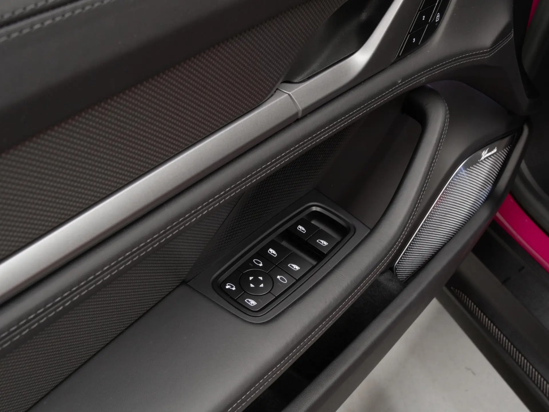 Taycan Turbo S Sport Turismo