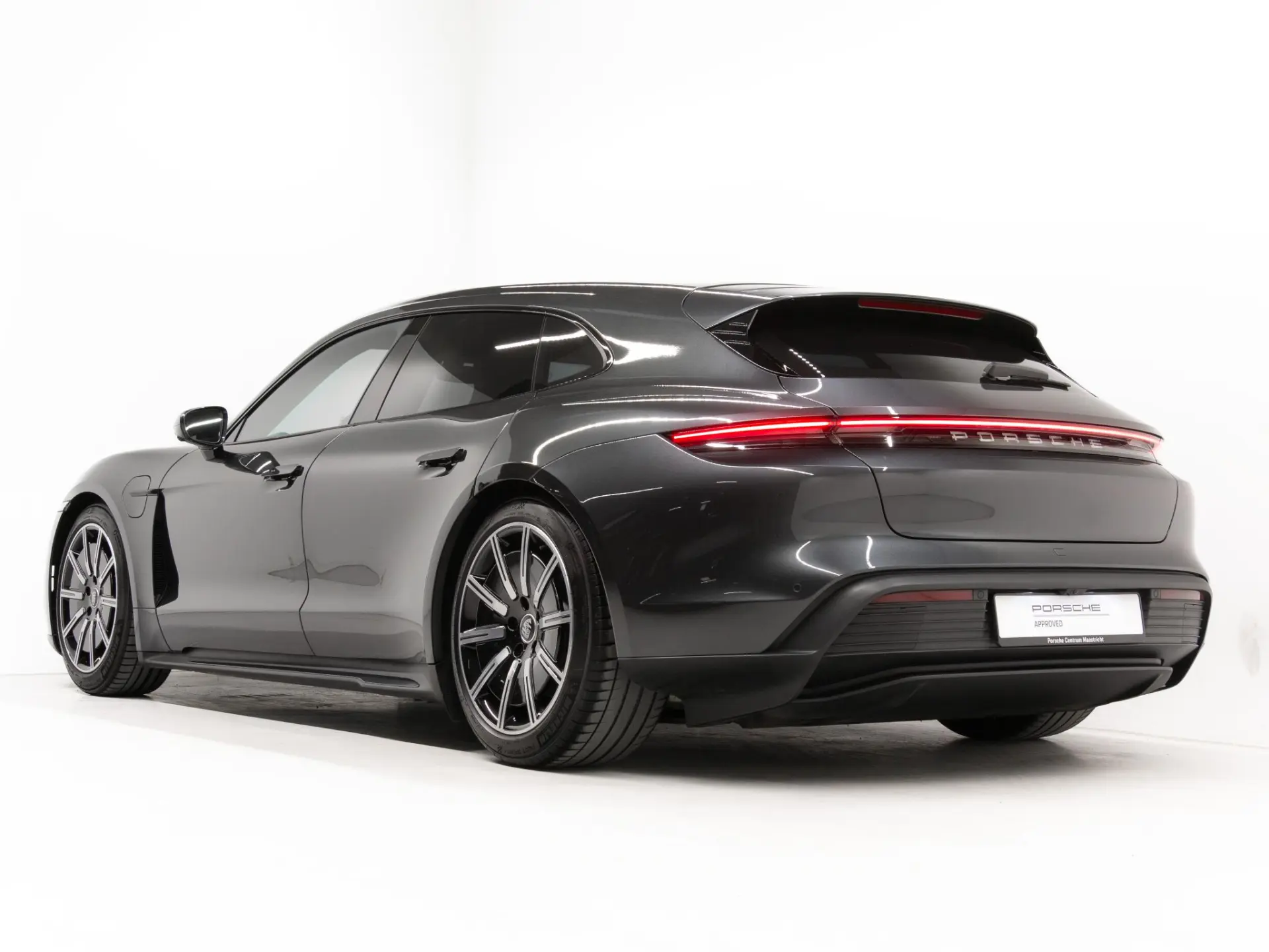 Taycan Sport Turismo 