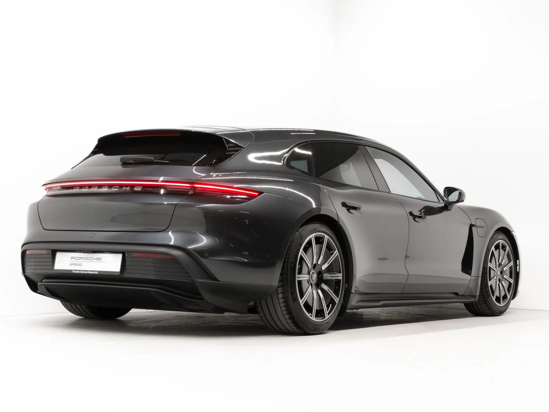 Taycan Sport Turismo 