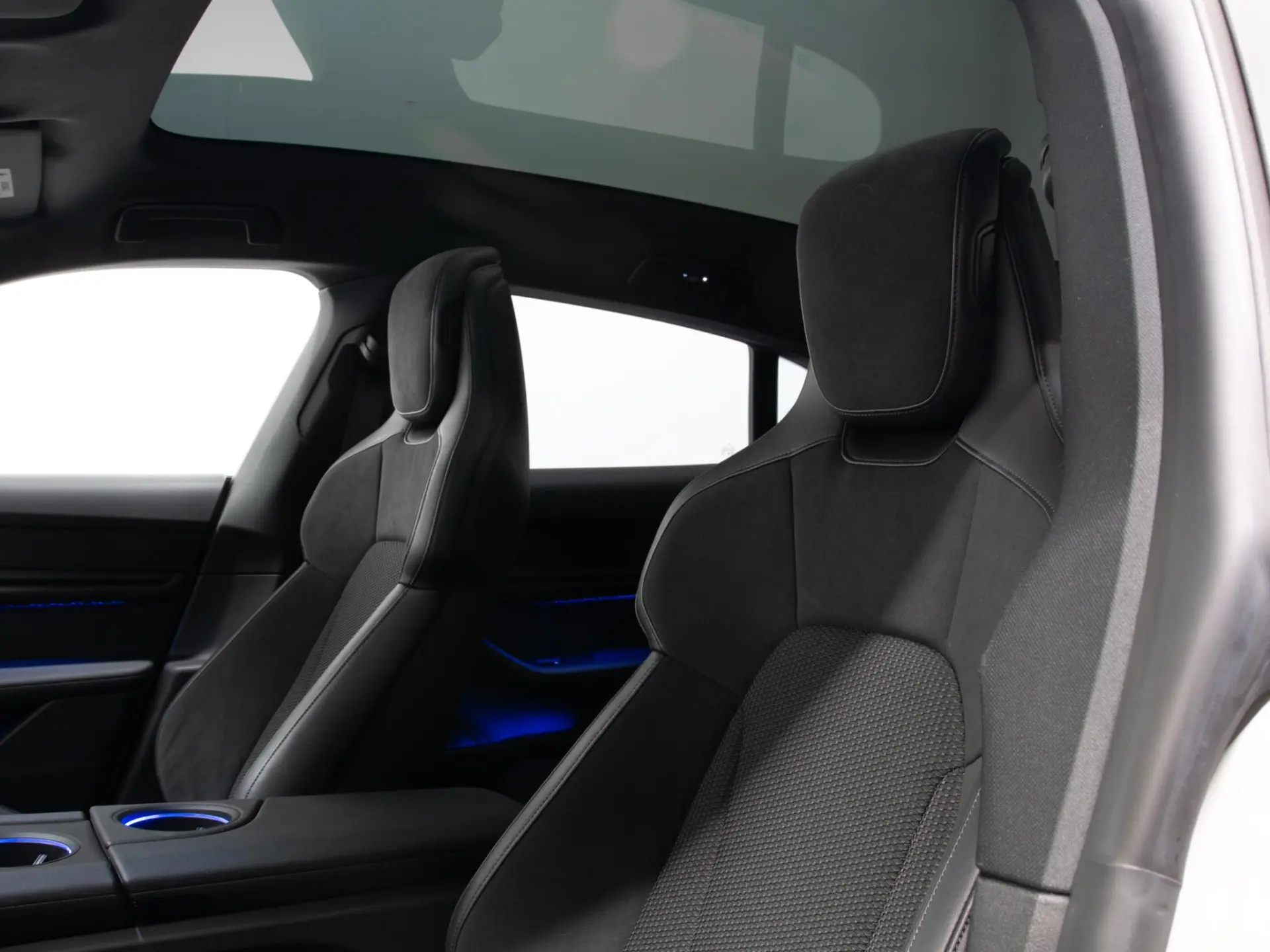 Taycan 4S Cross Turismo 