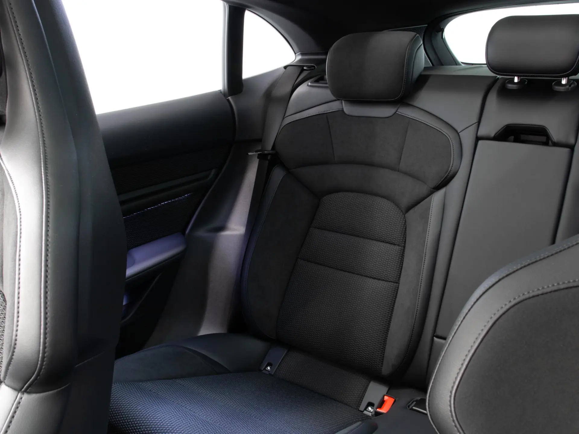 Taycan 4S Cross Turismo 