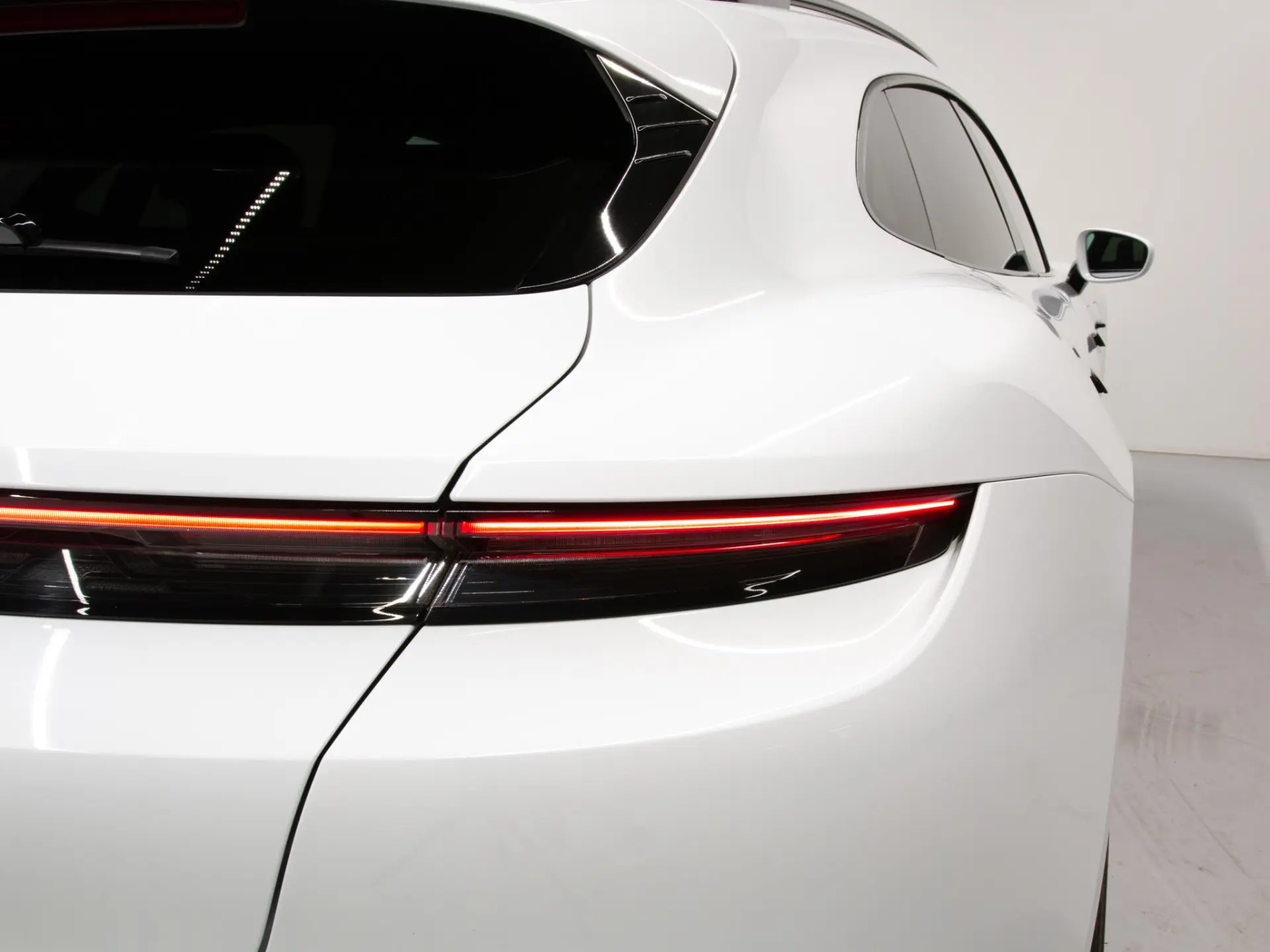Taycan Sport Turismo 