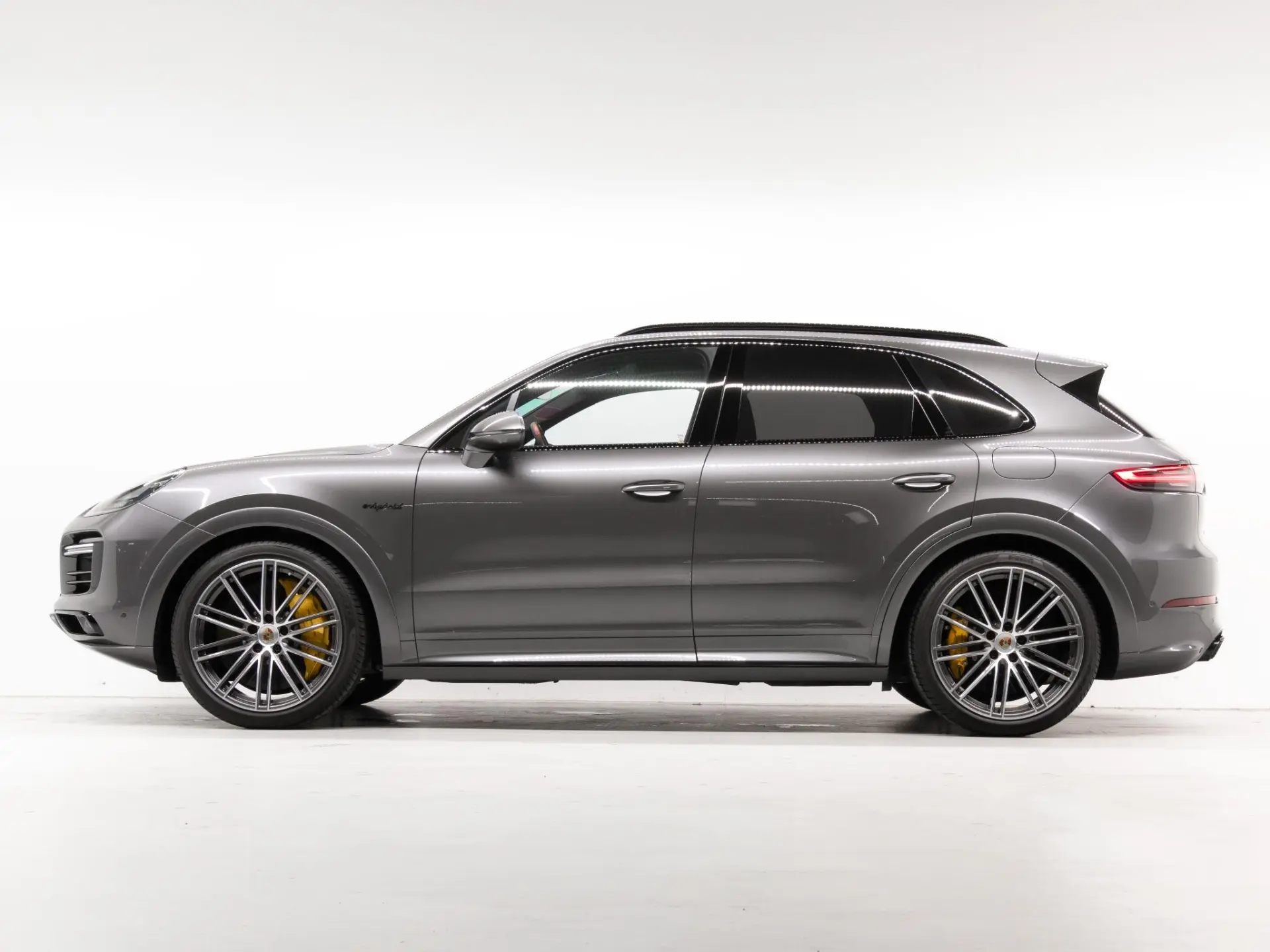 Cayenne Turbo S E-Hybrid