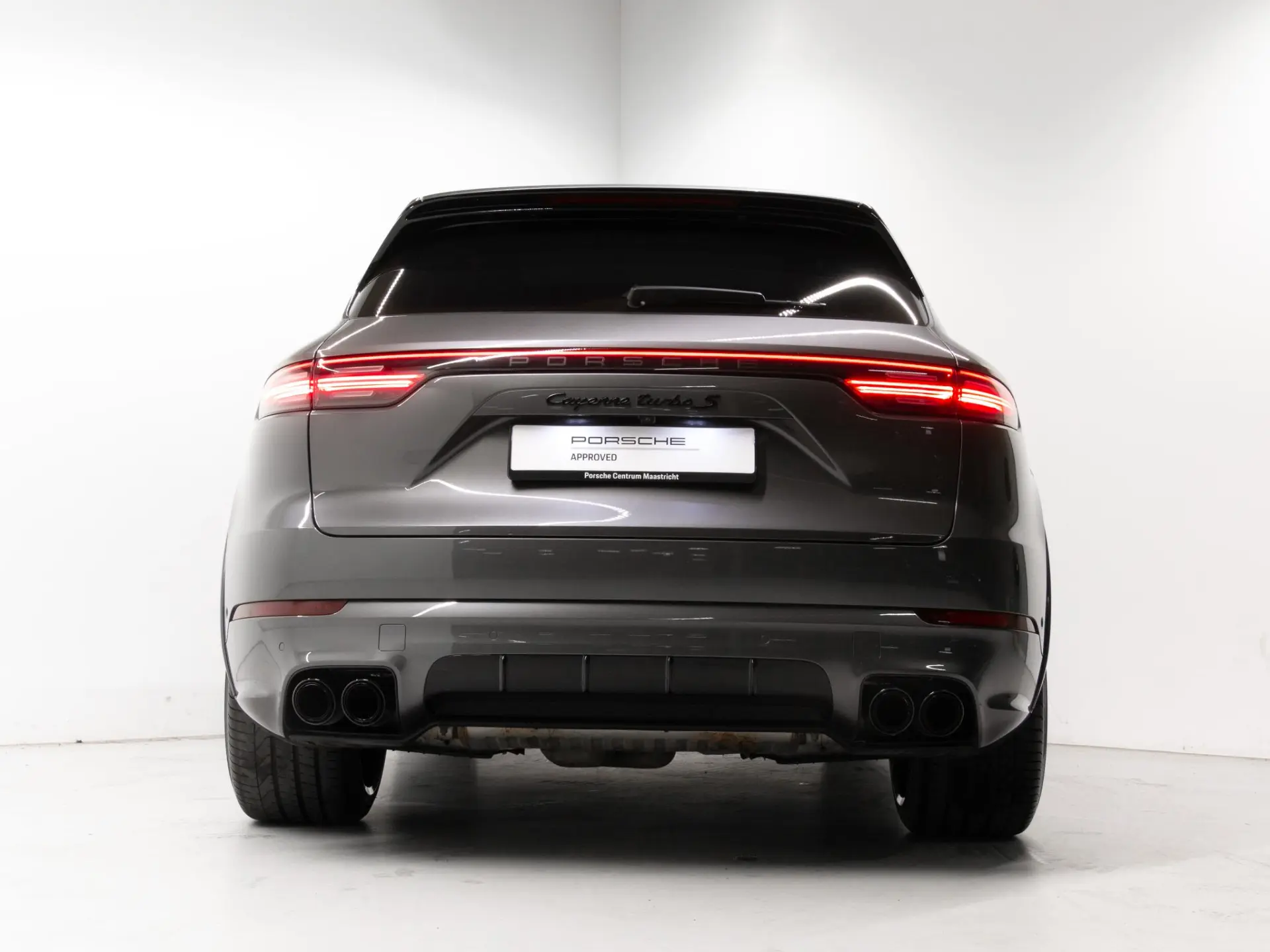 Cayenne Turbo S E-Hybrid