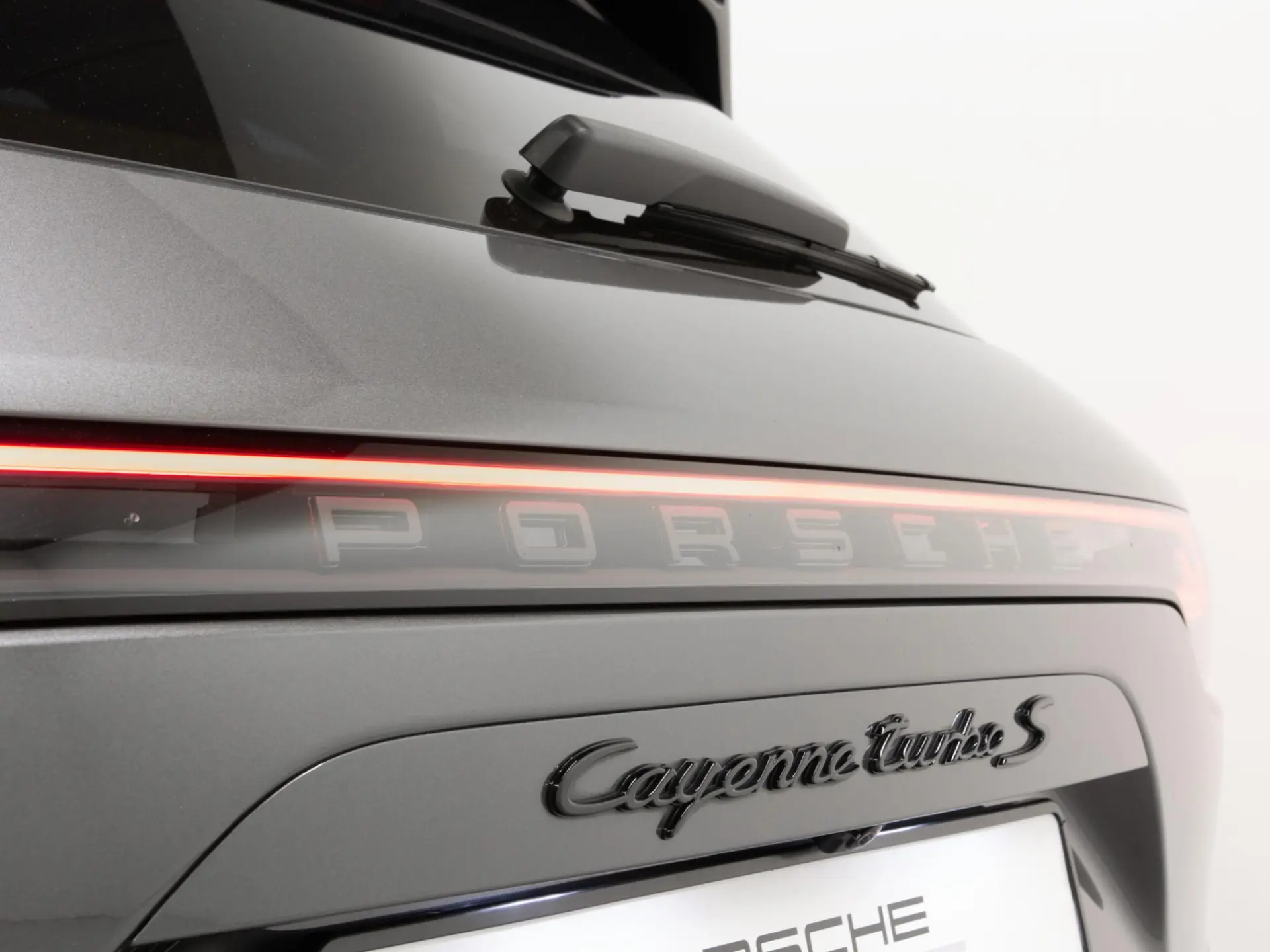 Cayenne Turbo S E-Hybrid