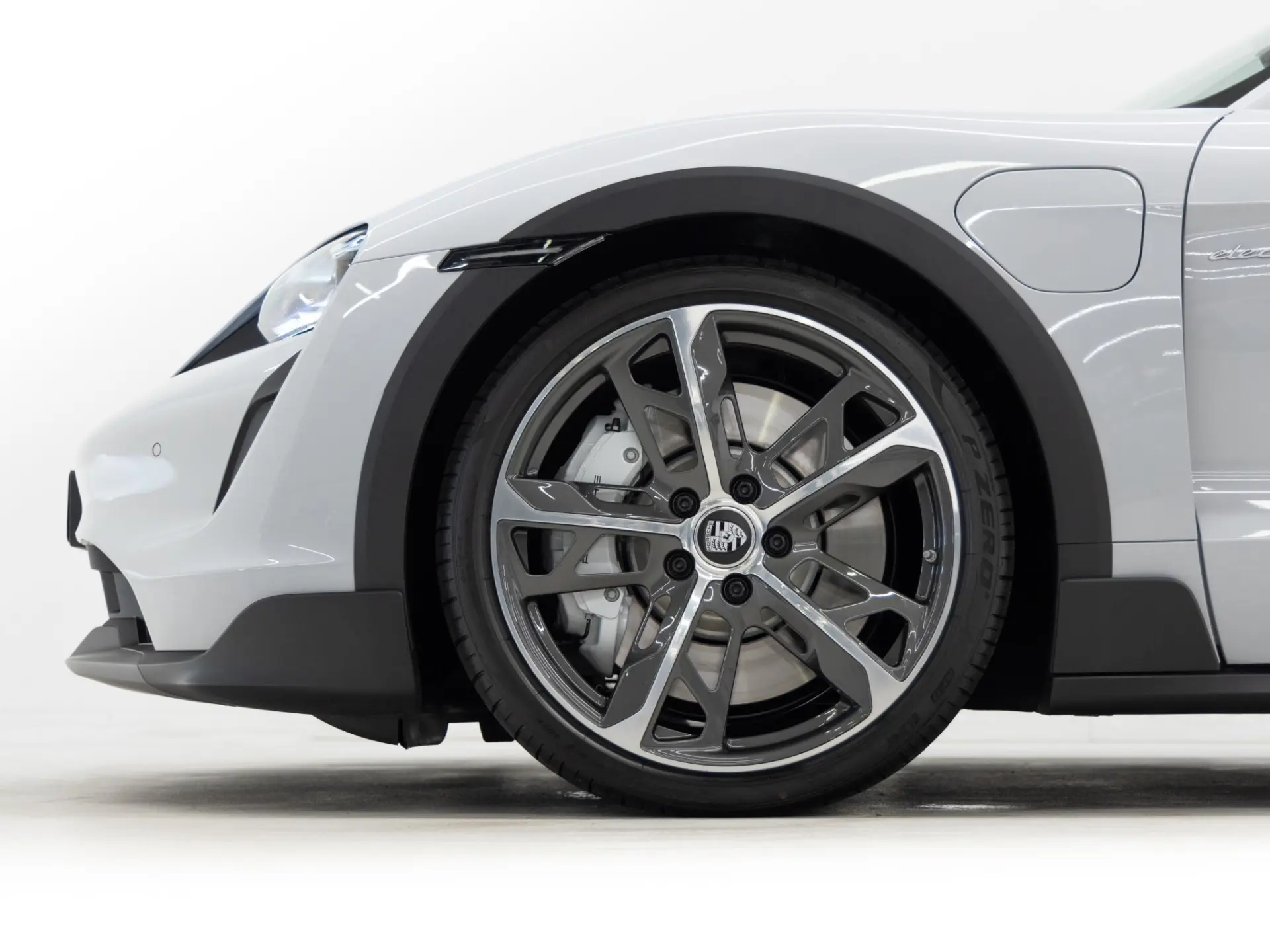 Taycan Turbo Cross Turismo