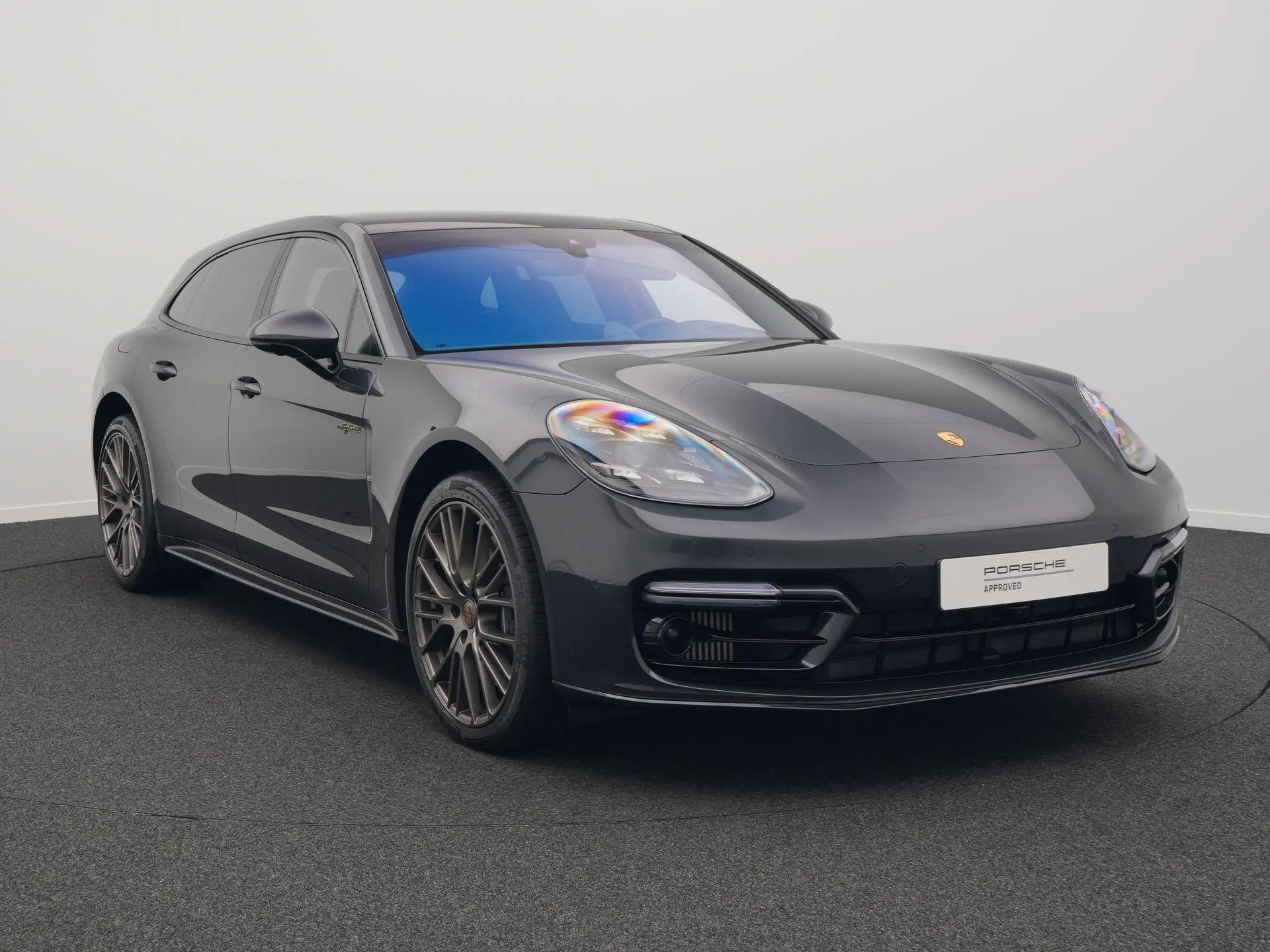 Panamera 4 E-Hybrid Sport Turismo Platinum Edition