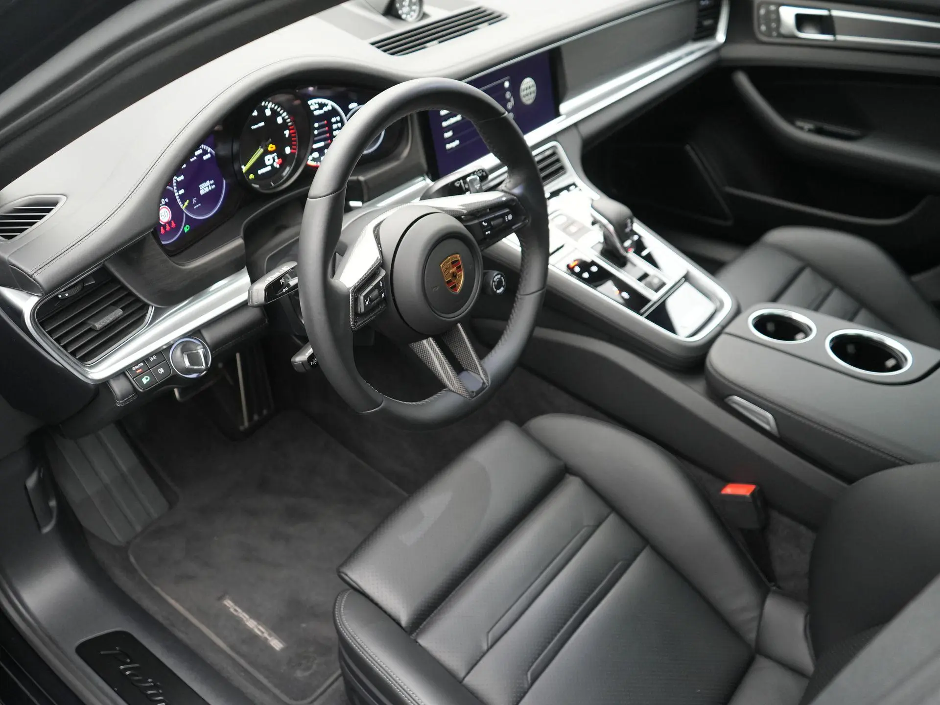 Panamera 4 E-Hybrid Sport Turismo Platinum Edition
