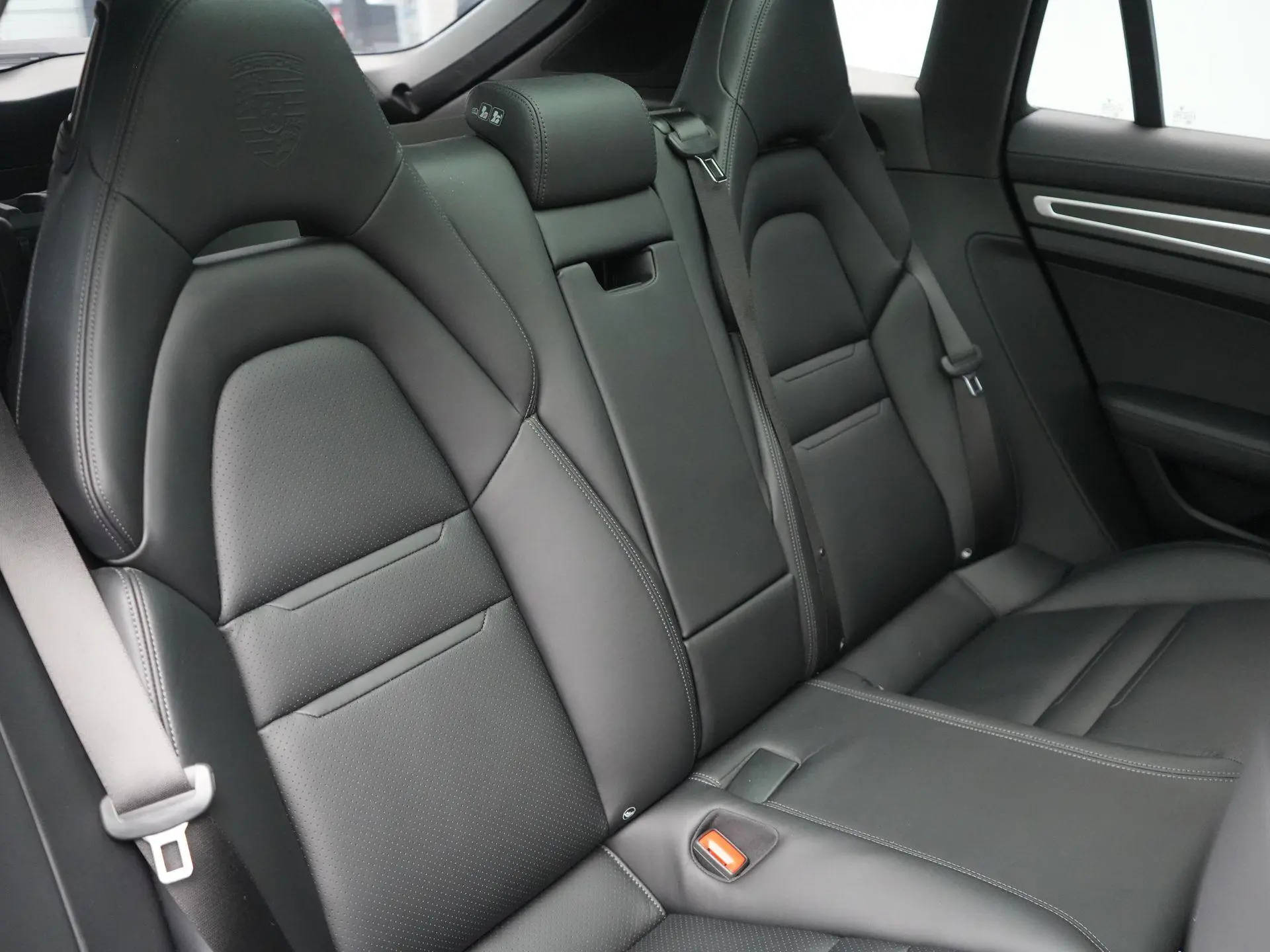 Panamera 4 E-Hybrid Sport Turismo Platinum Edition