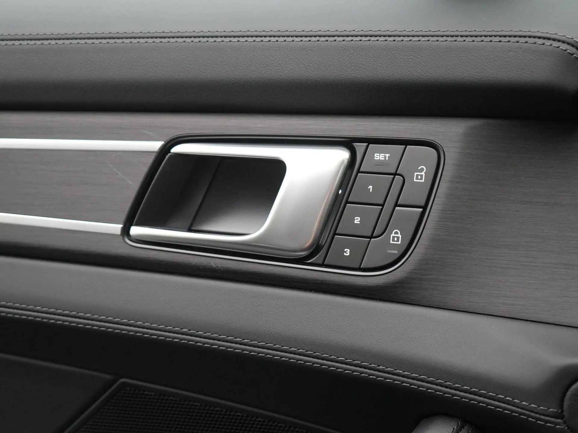 Panamera 4 E-Hybrid Sport Turismo Platinum Edition