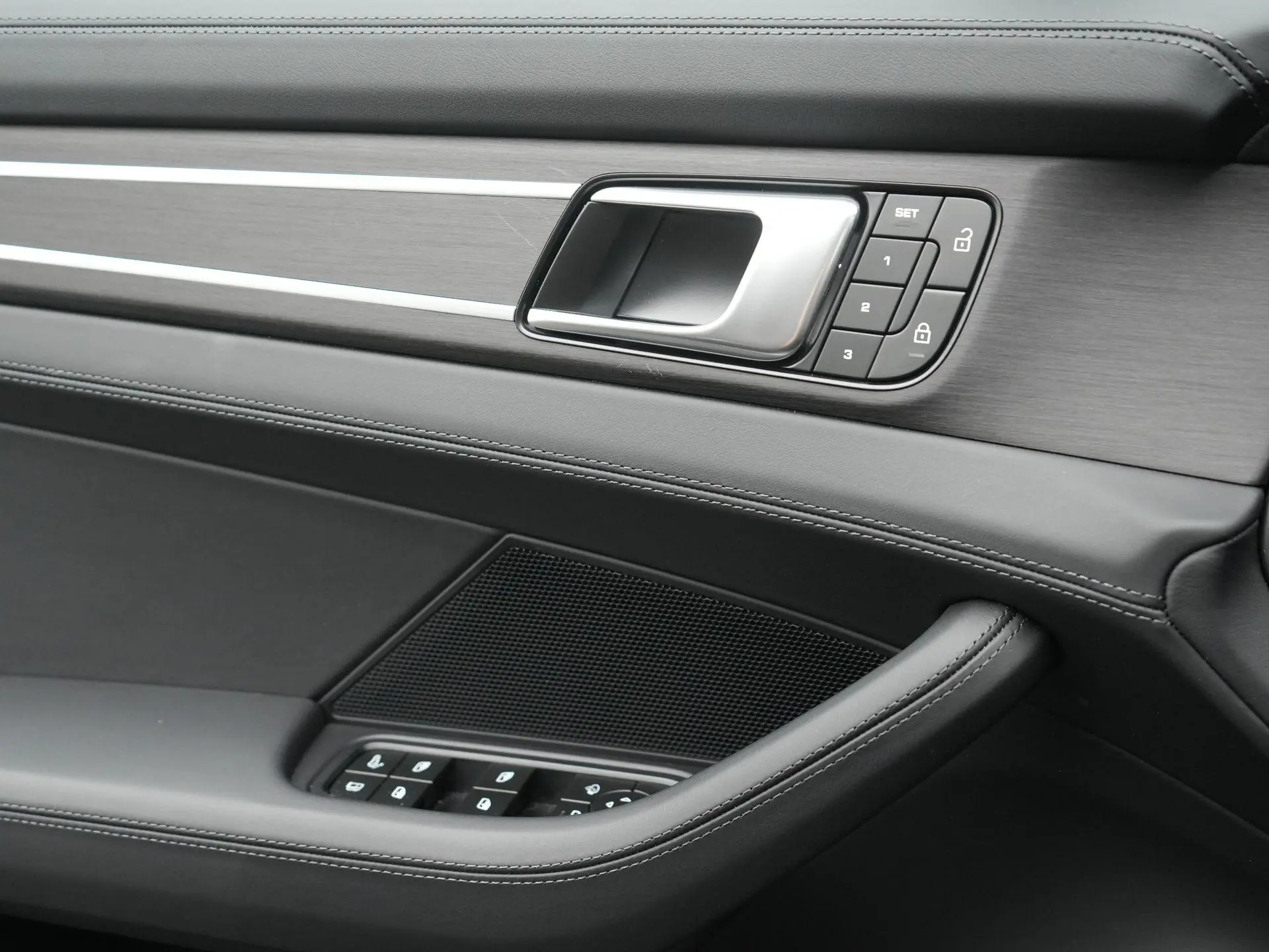 Panamera 4 E-Hybrid Sport Turismo Platinum Edition
