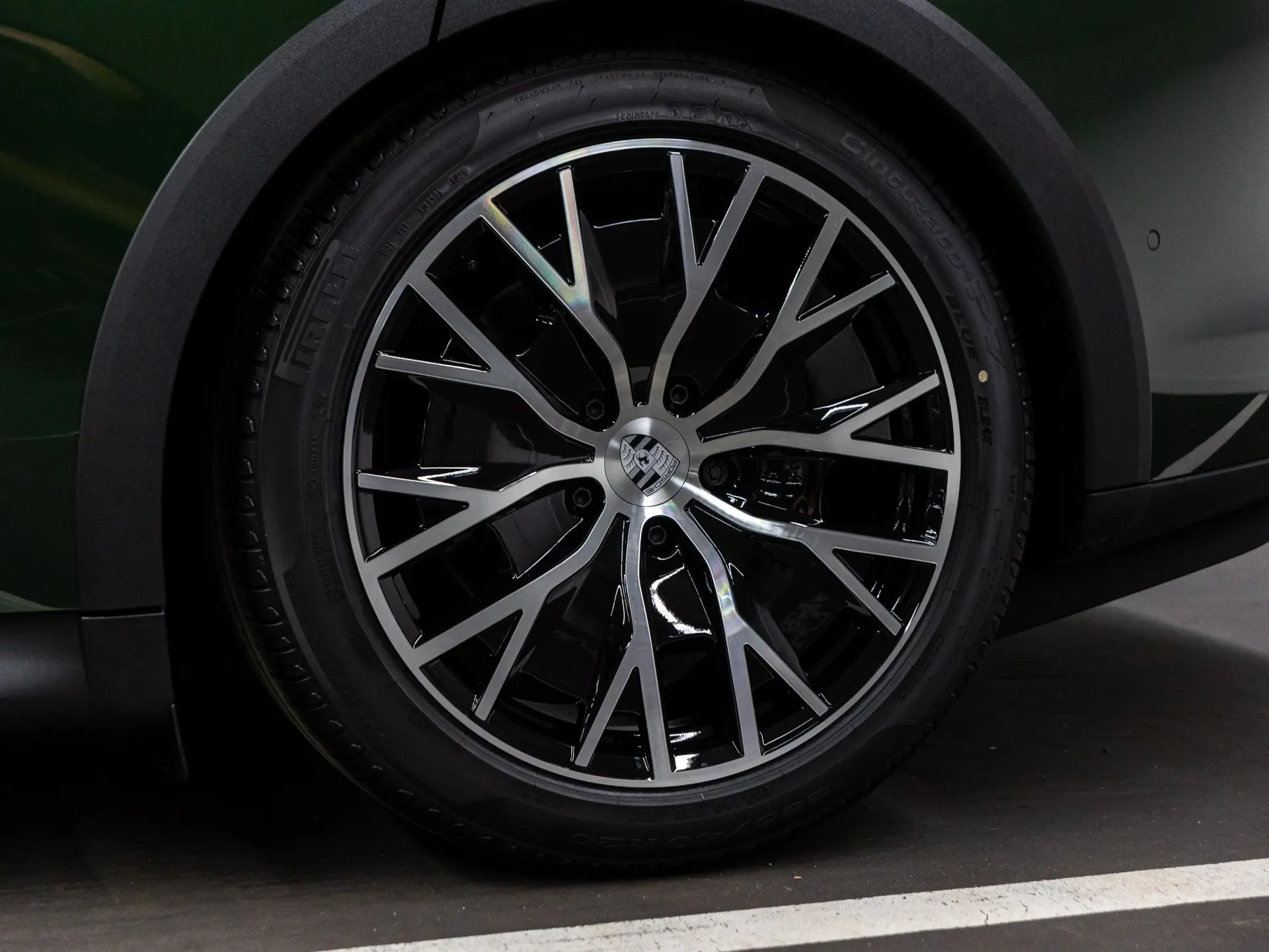 Taycan 4 Cross Turismo