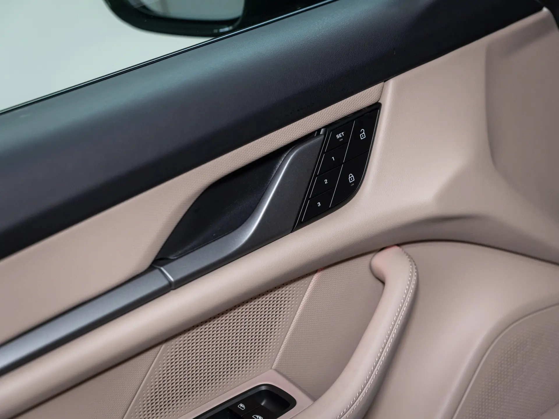 Taycan 4 Cross Turismo