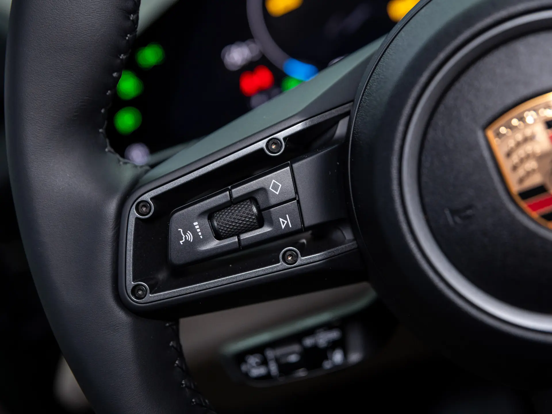 Taycan 4 Cross Turismo