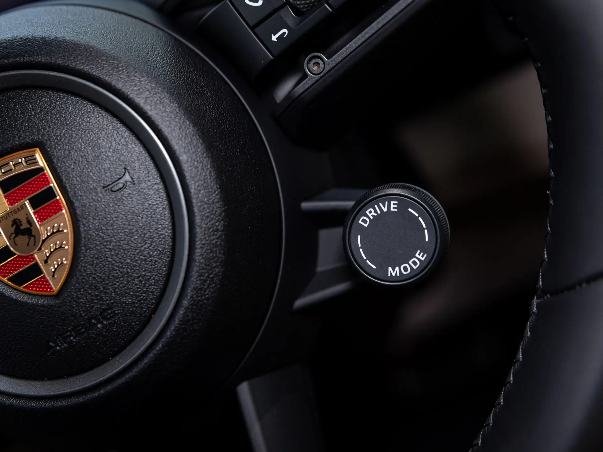 Taycan 4 Cross Turismo