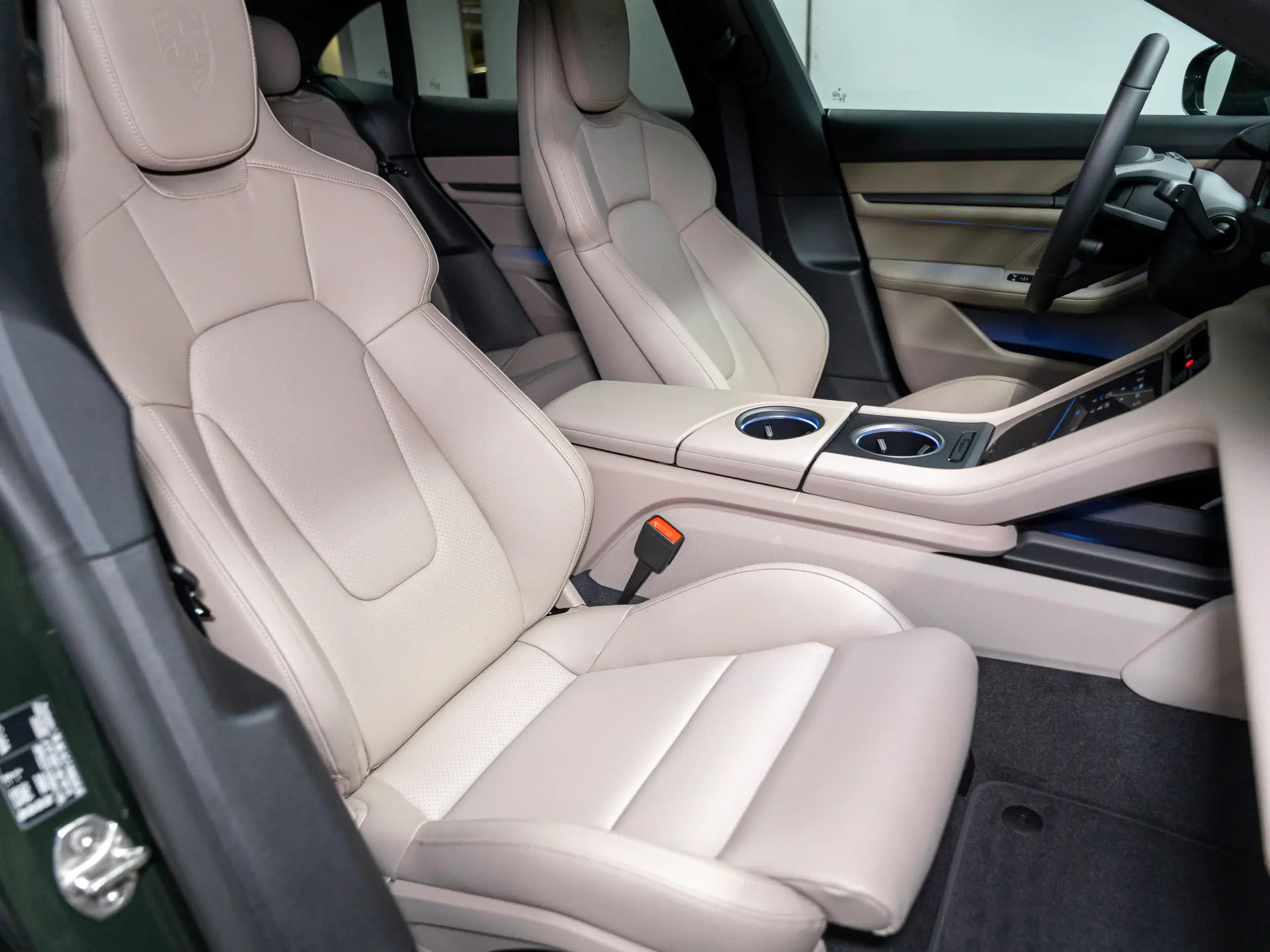 Taycan 4 Cross Turismo