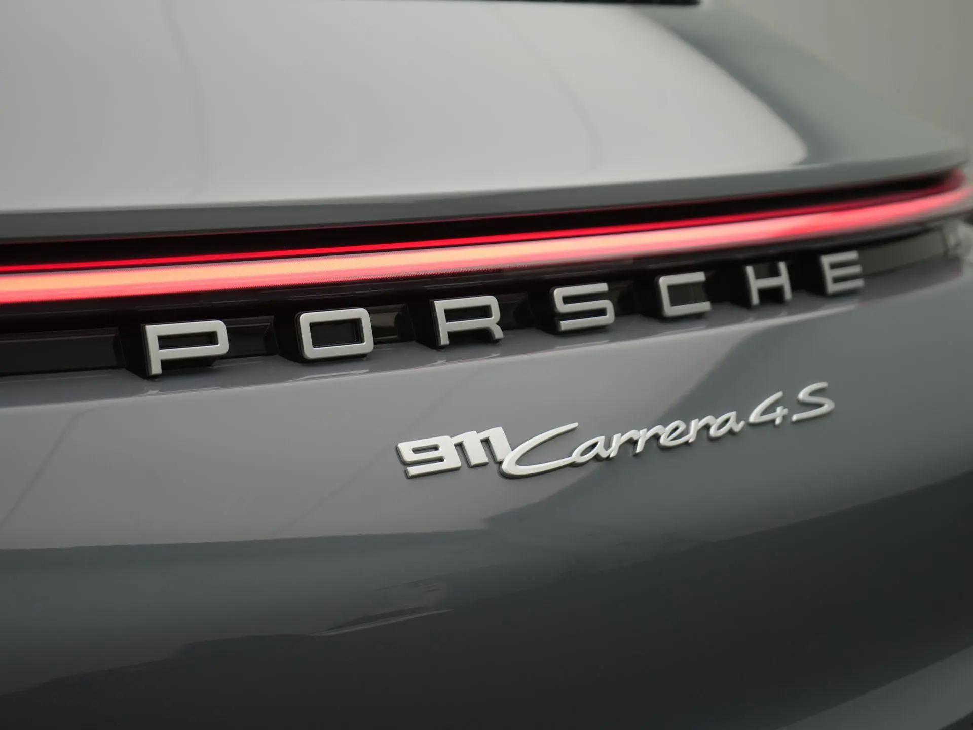 911 Carrera 4S