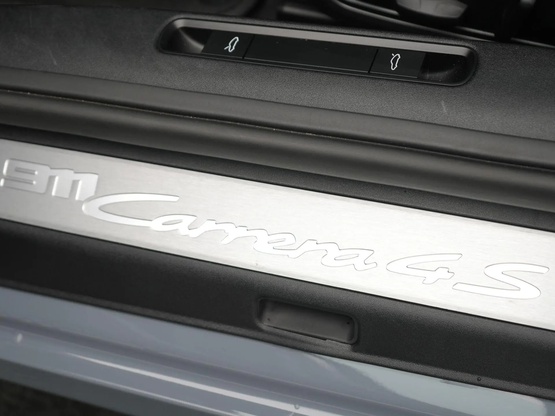 911 Carrera 4S