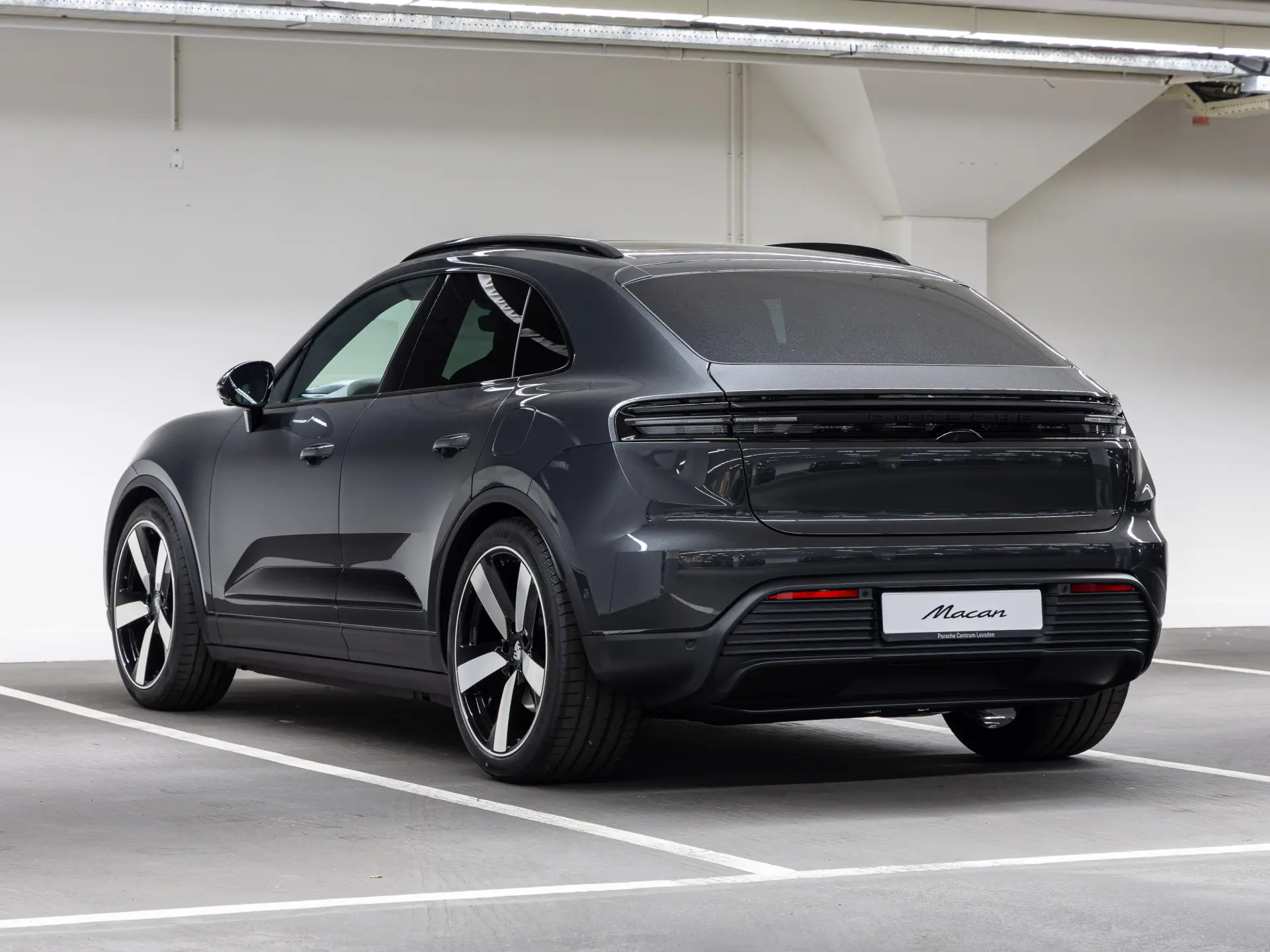 Macan 4