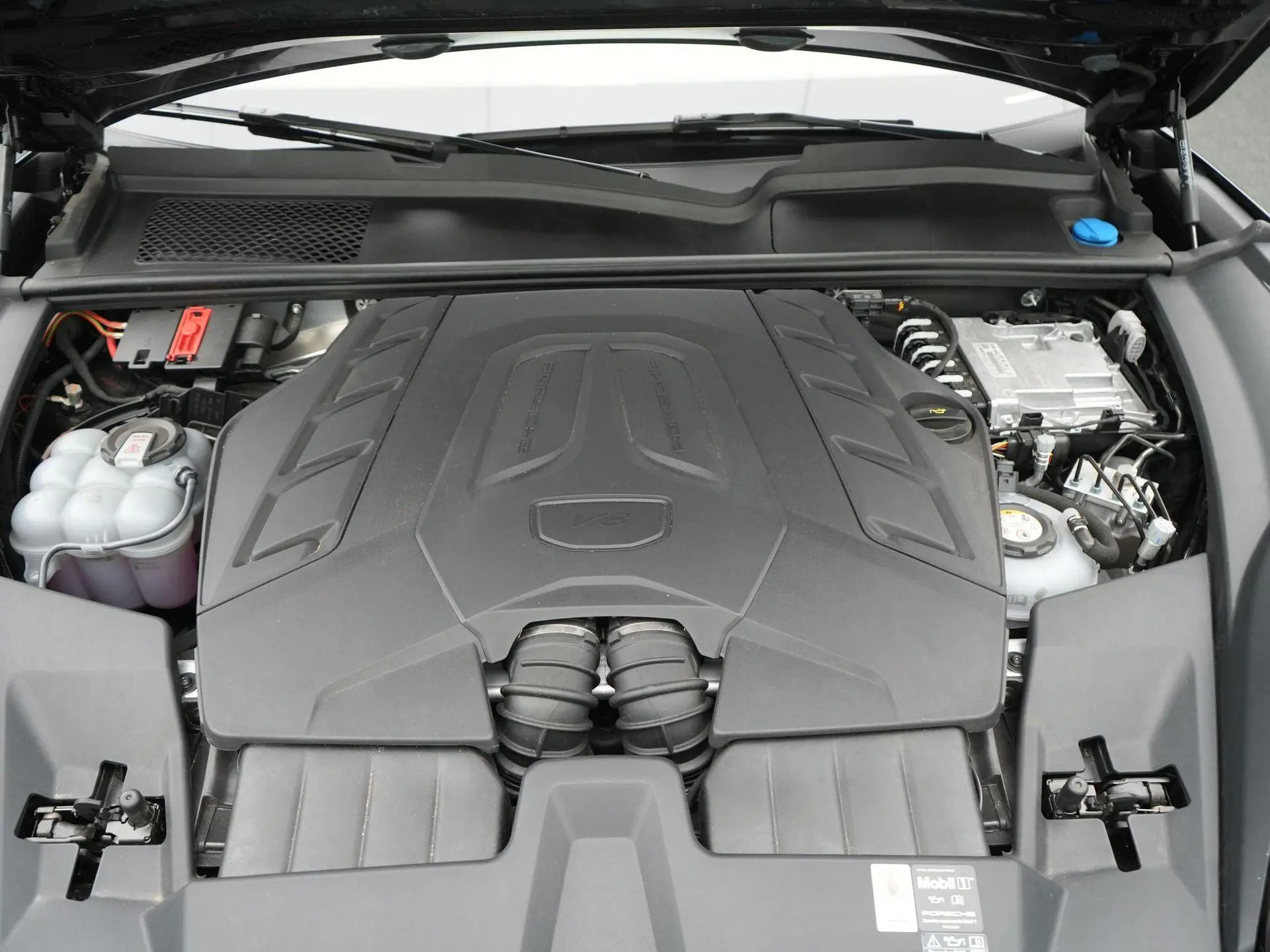 Cayenne Turbo E-Hybrid Coupé