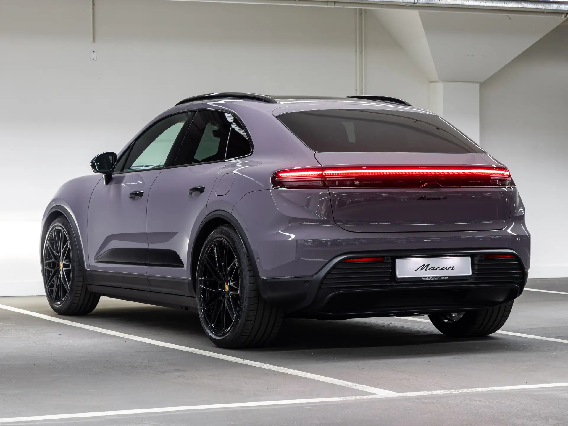 Macan 4