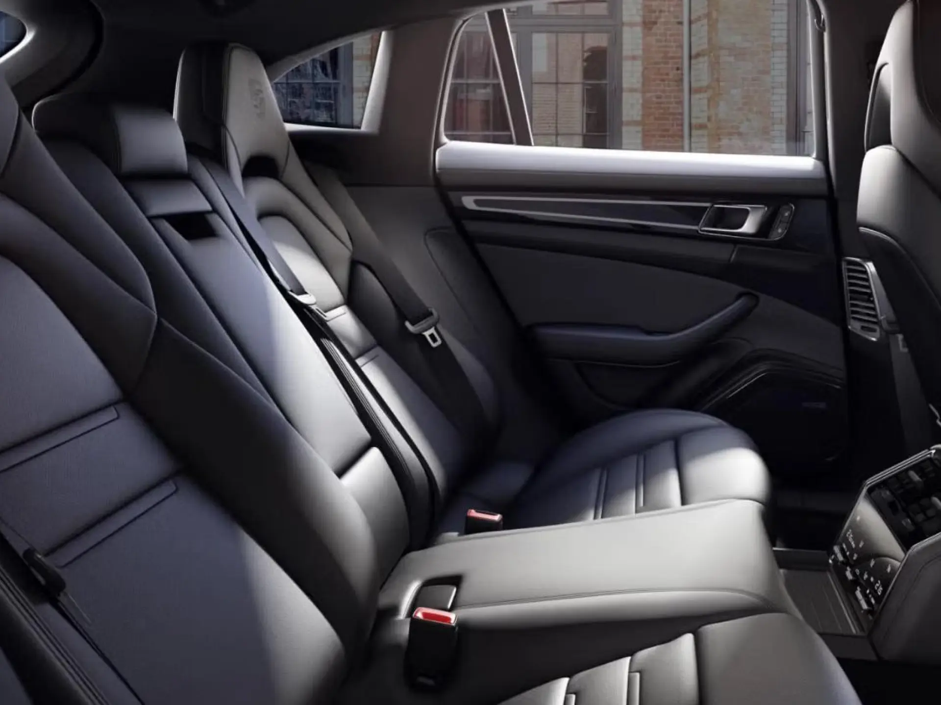 Panamera Sport Turismo 4 E-Hybrid Platinum Edition