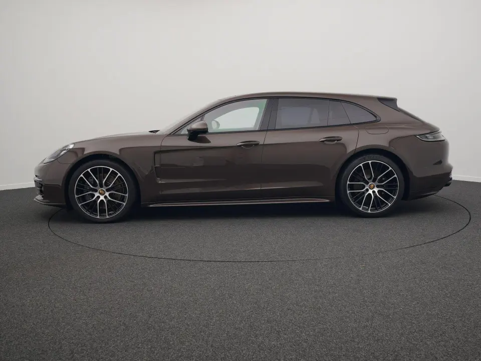 Porsche Panamera Sport Turismo 4 E-Hybrid Platinum Edition