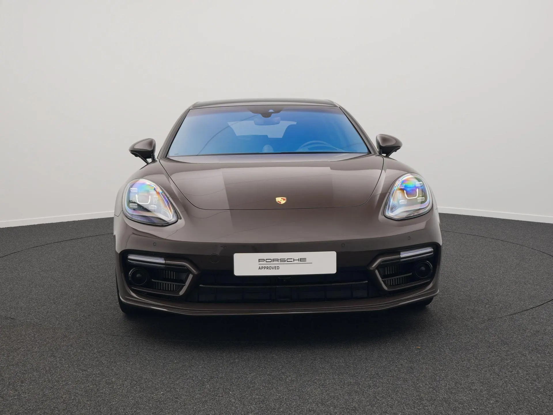 Panamera Sport Turismo 4 E-Hybrid Platinum Edition