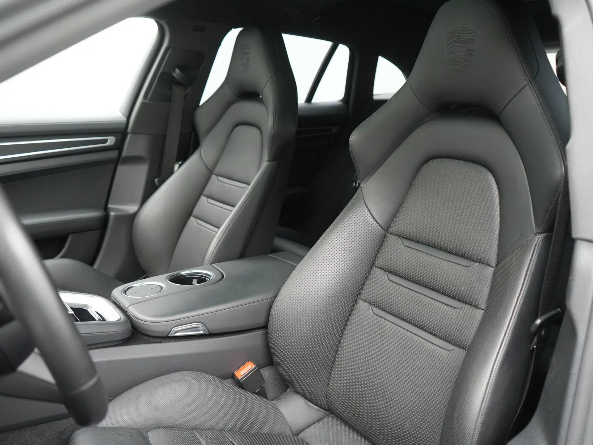 Panamera Sport Turismo 4 E-Hybrid Platinum Edition