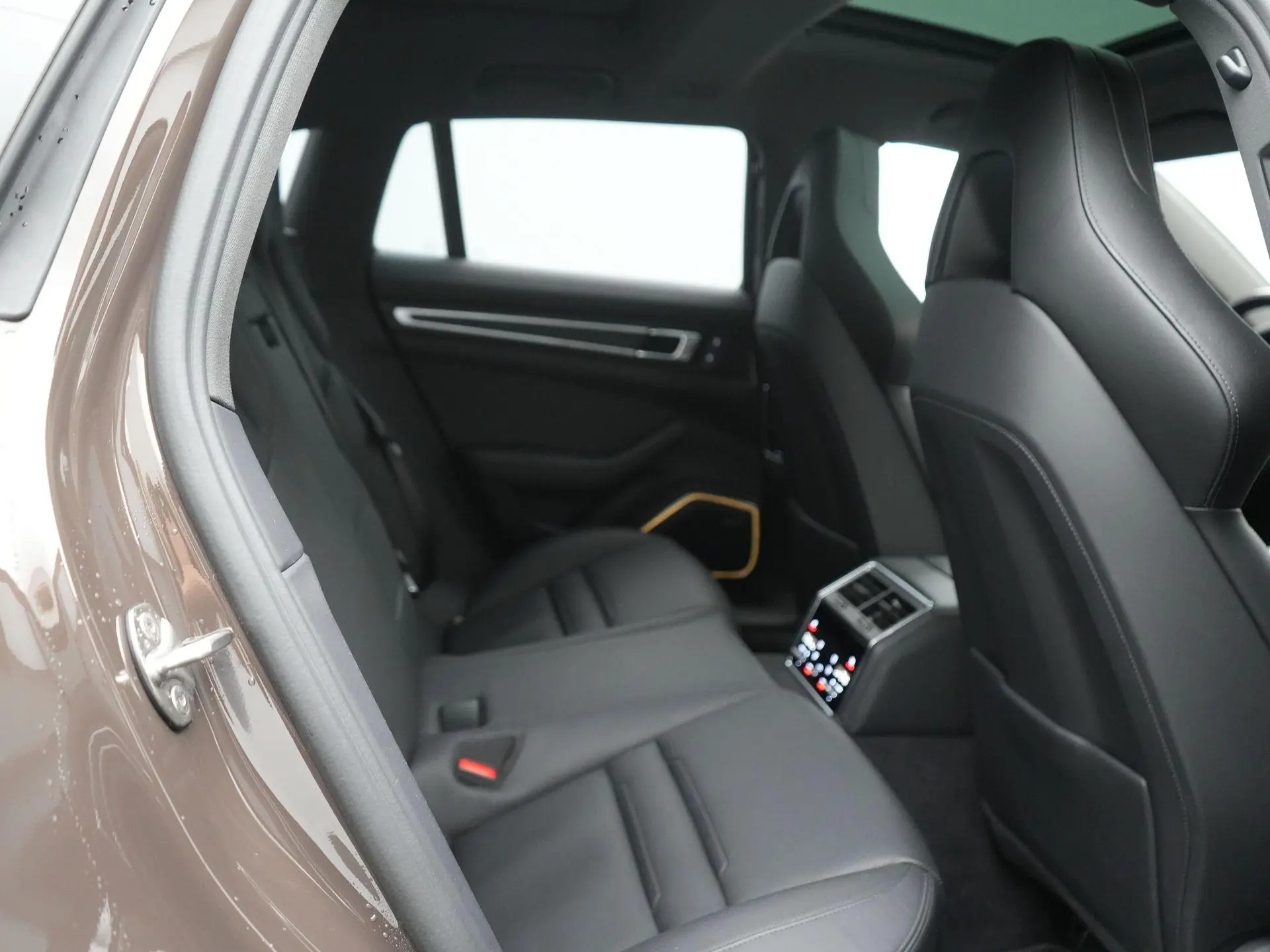 Panamera Sport Turismo 4 E-Hybrid Platinum Edition