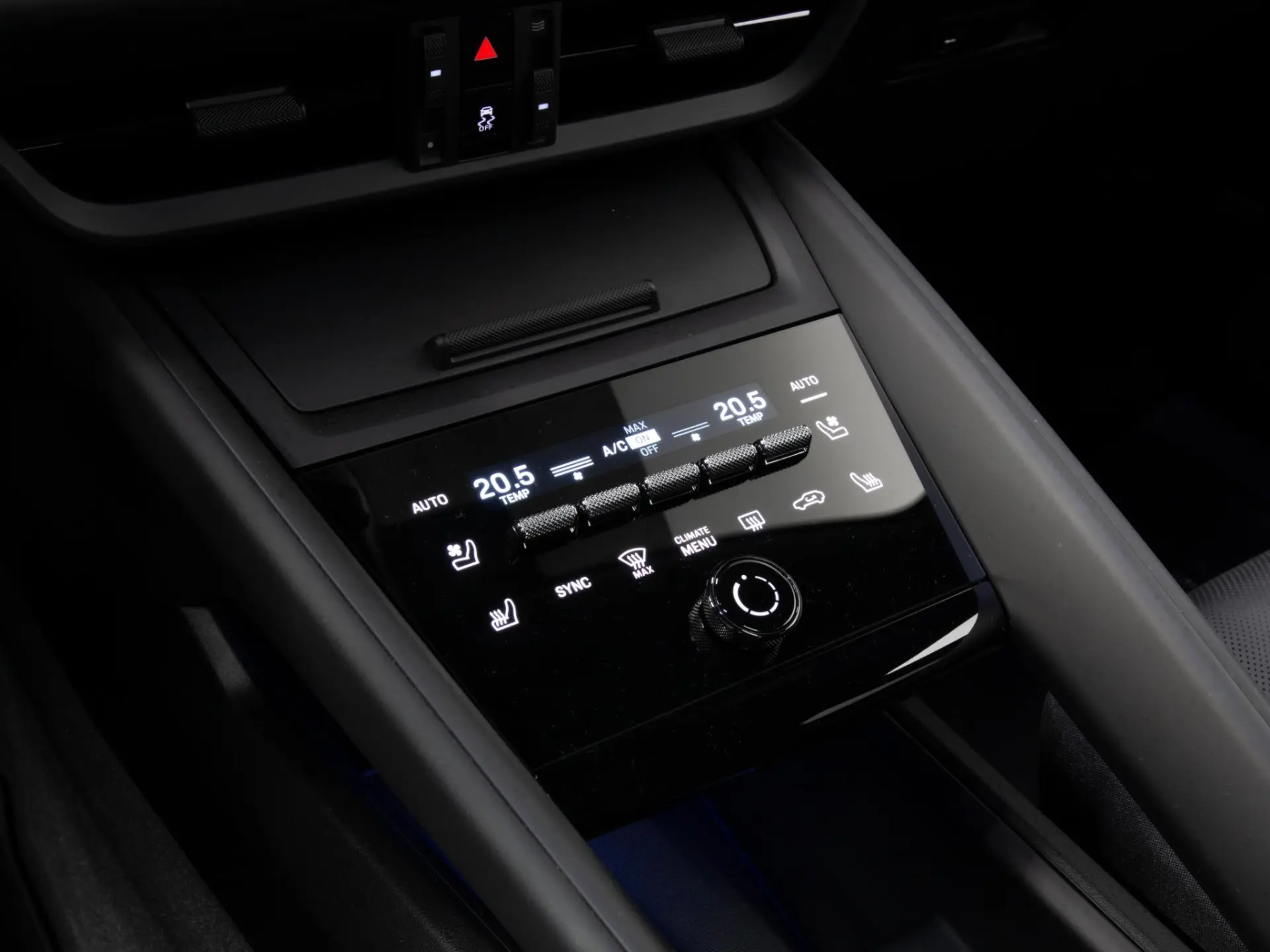 Macan 4