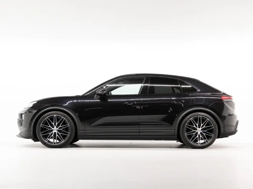 Macan 4