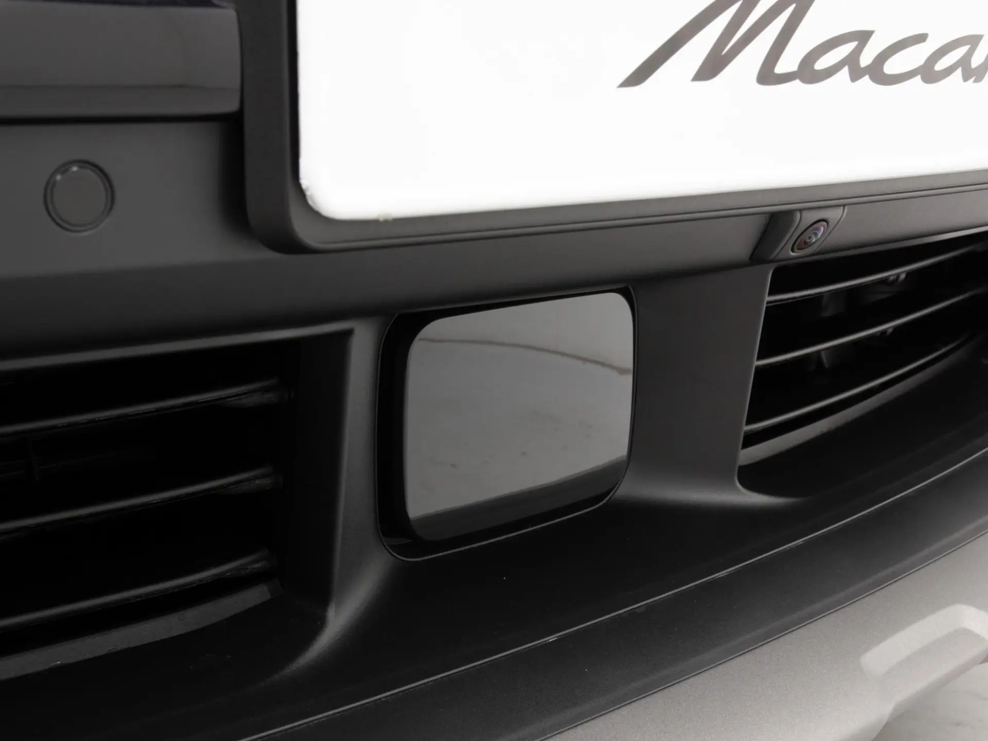 Macan 4