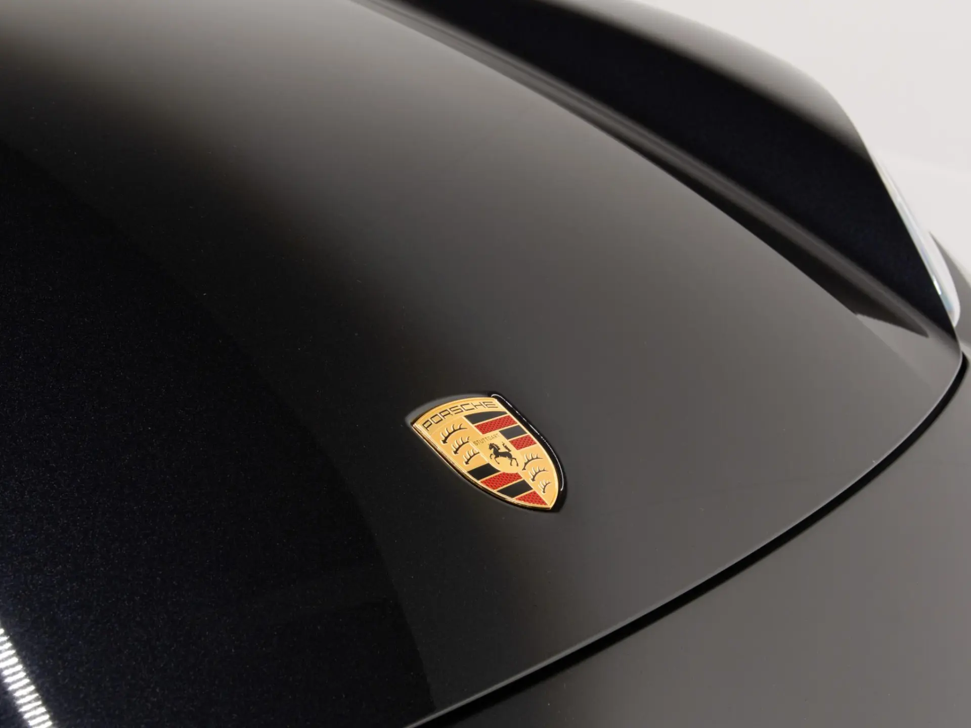 Macan 4