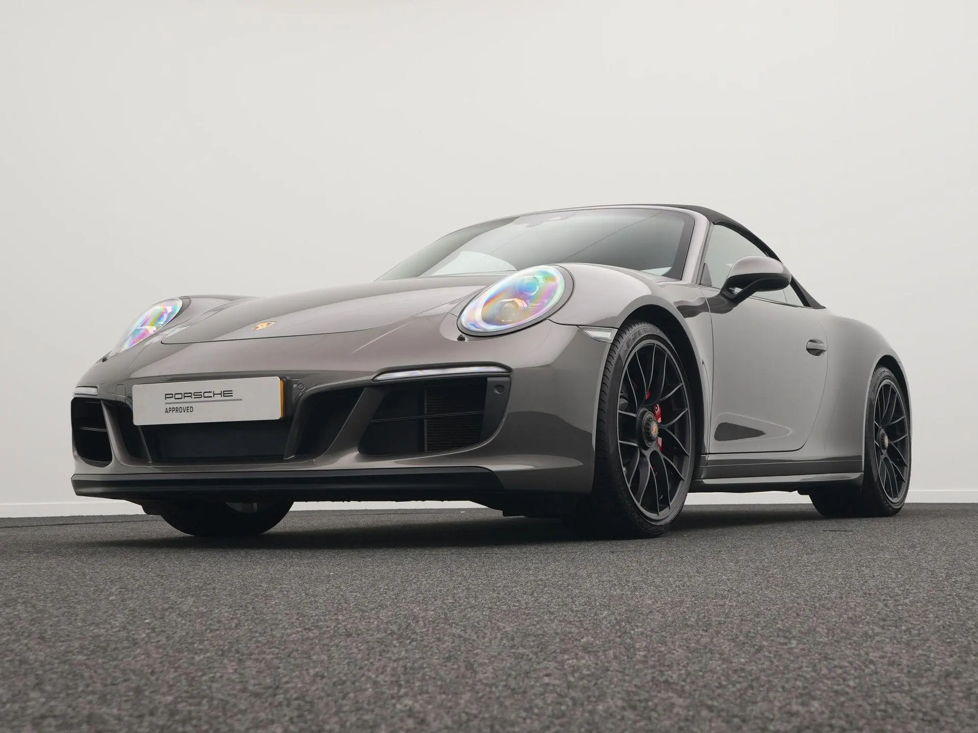 911 Carrera 4 GTS Cabriolet